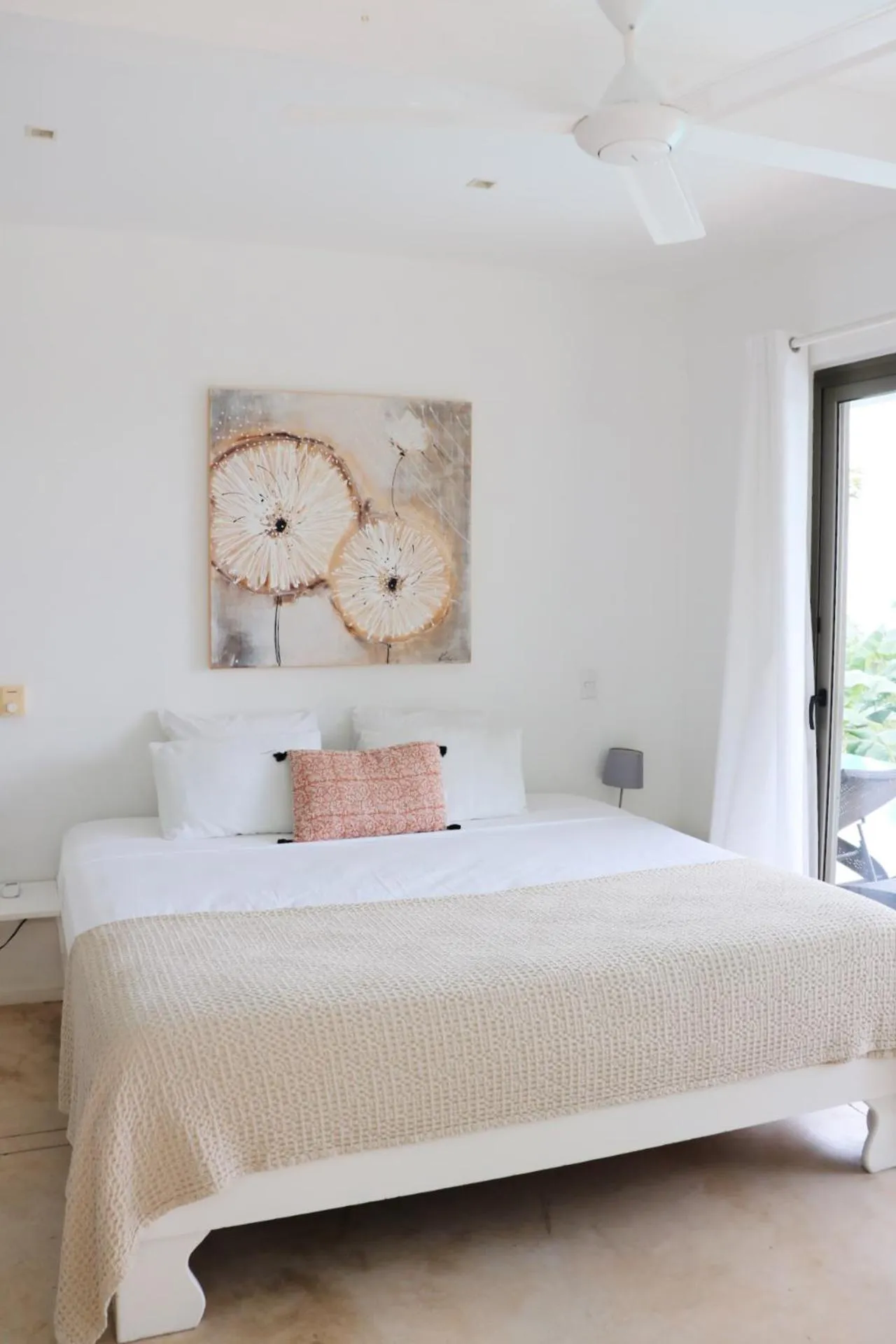 Bedroom in Akwa Santa Teresa