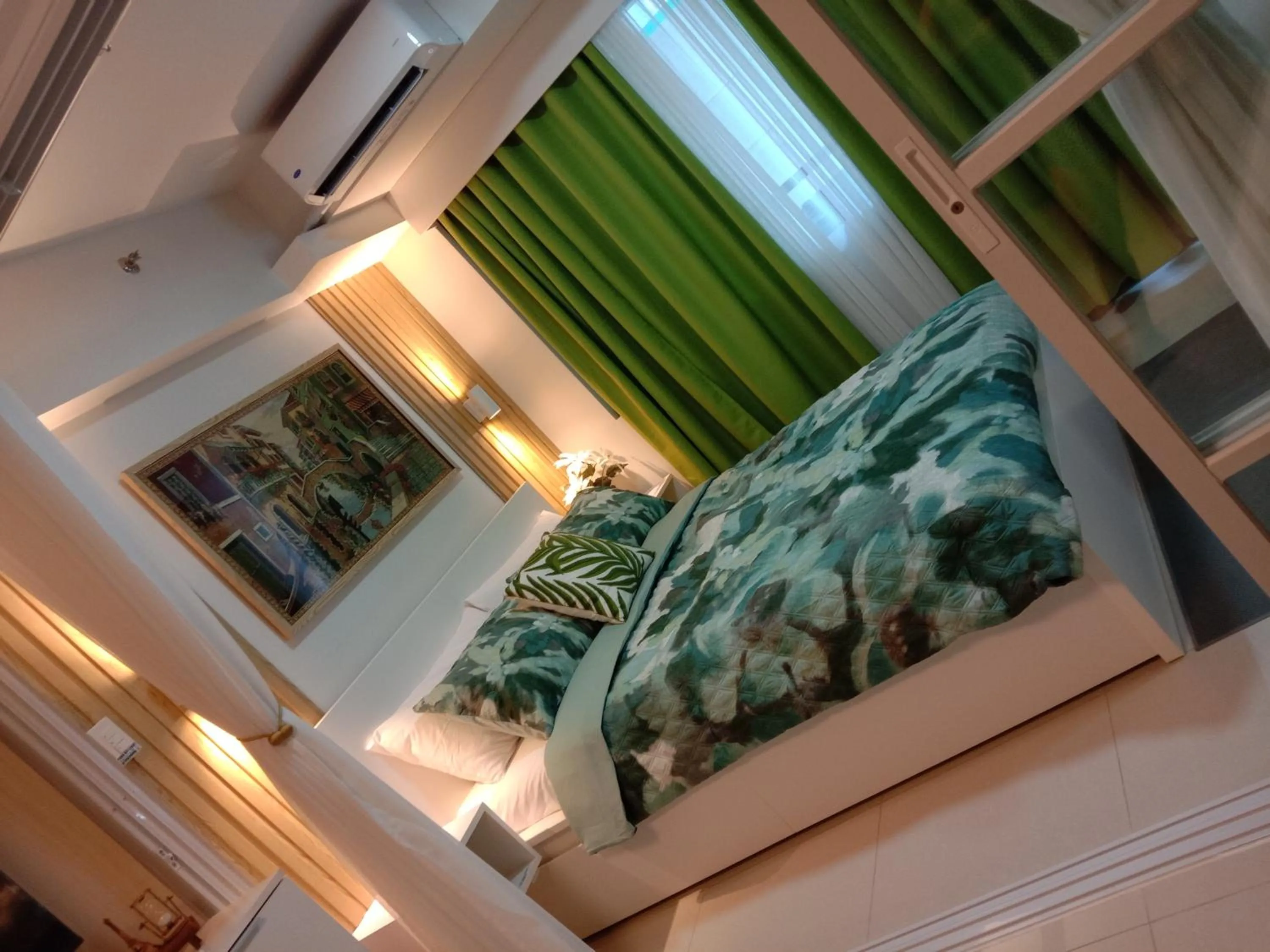 Bedroom, Bed in OASIS CHIC By THE BAY PASAY CITY Near Mall of Asia