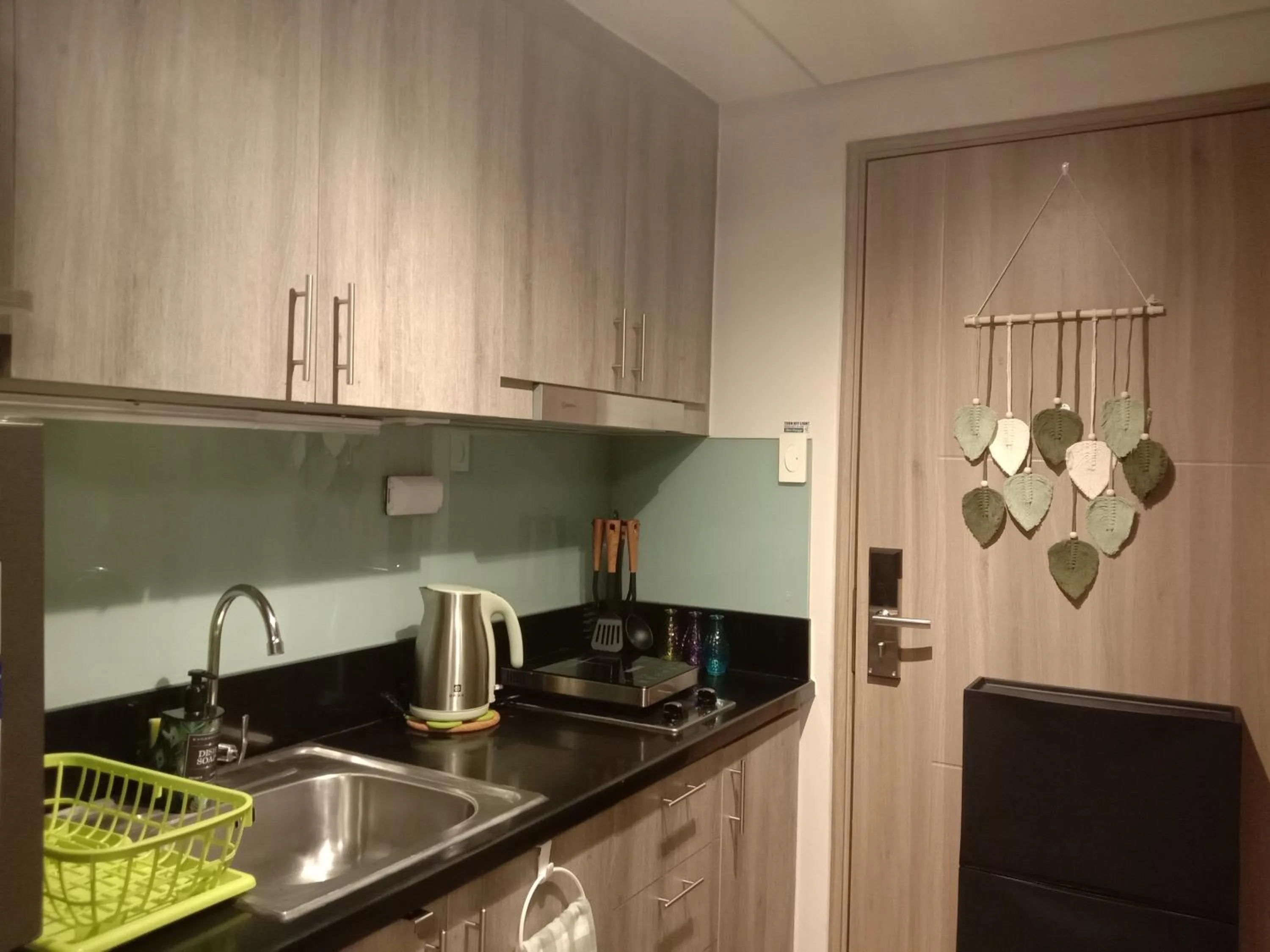 Kitchen or kitchenette in OASIS CHIC By THE BAY PASAY CITY Near Mall of Asia