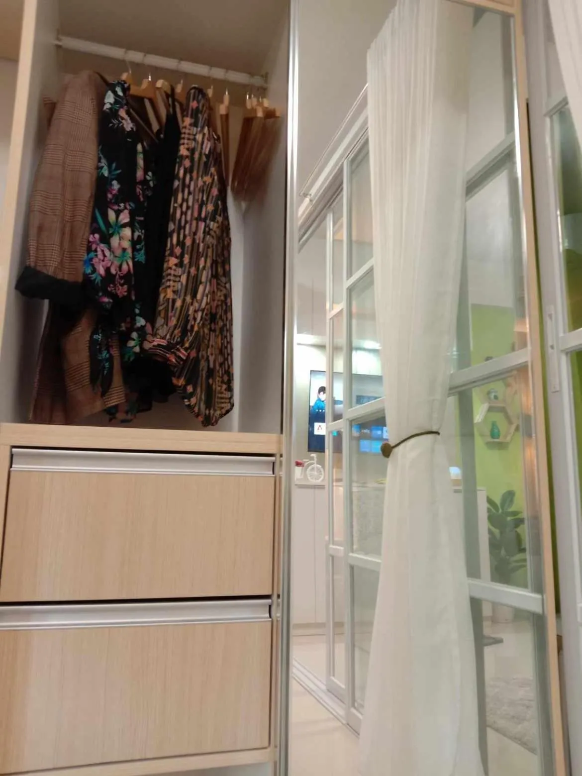 wardrobe in OASIS CHIC By THE BAY PASAY CITY Near Mall of Asia