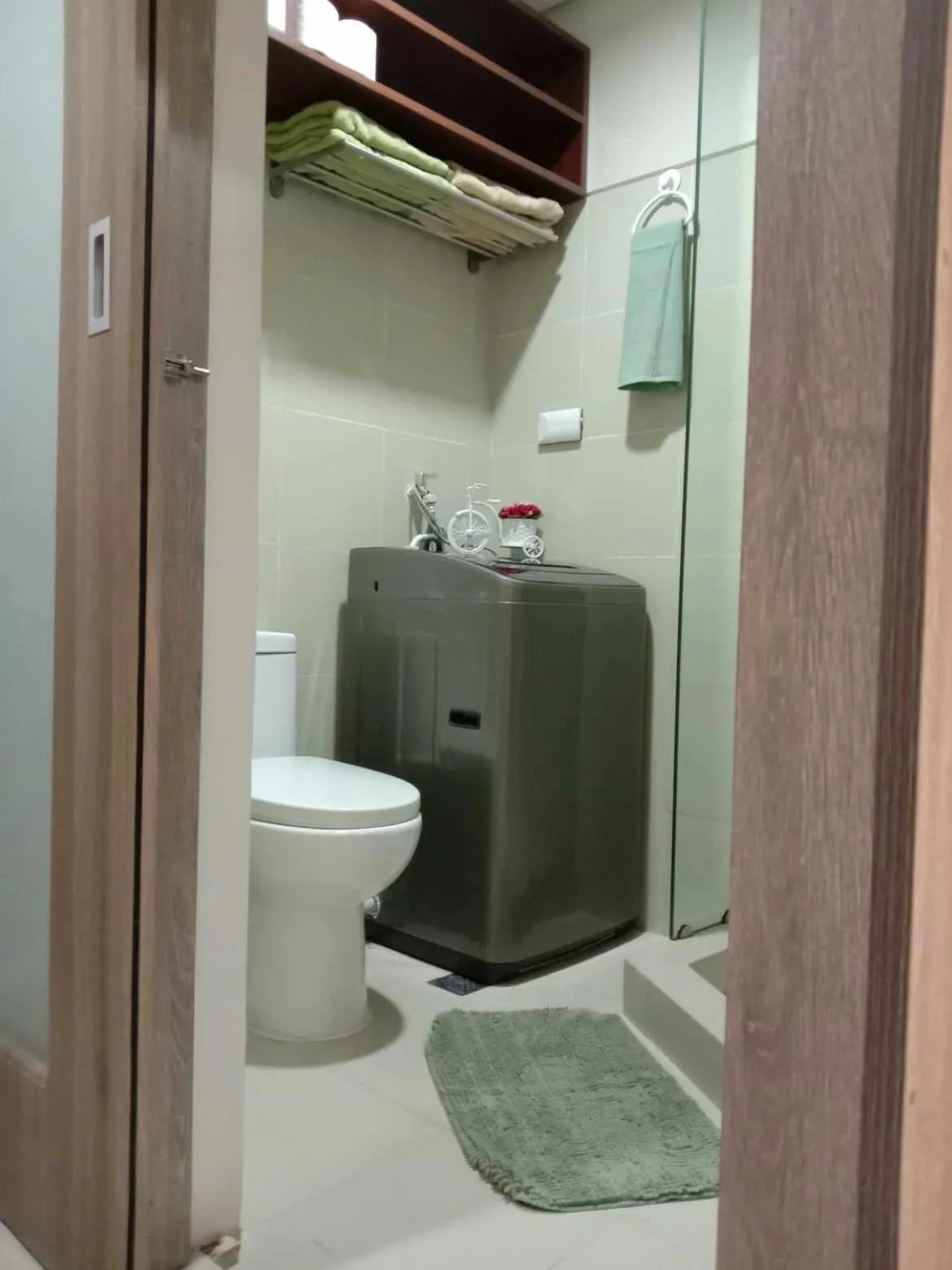 Toilet in OASIS CHIC By THE BAY PASAY CITY Near Mall of Asia