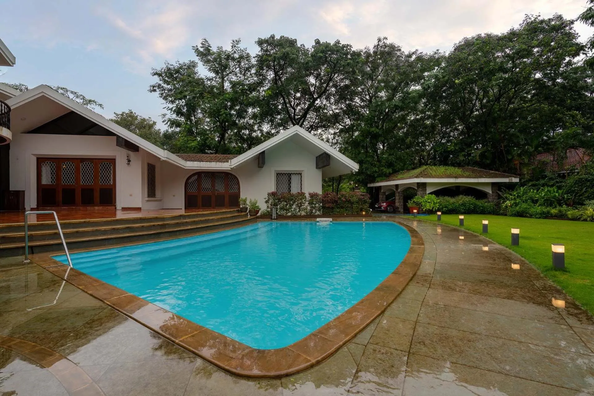 StayVista at Gulmohar Gardens with Gazebo, BBQ