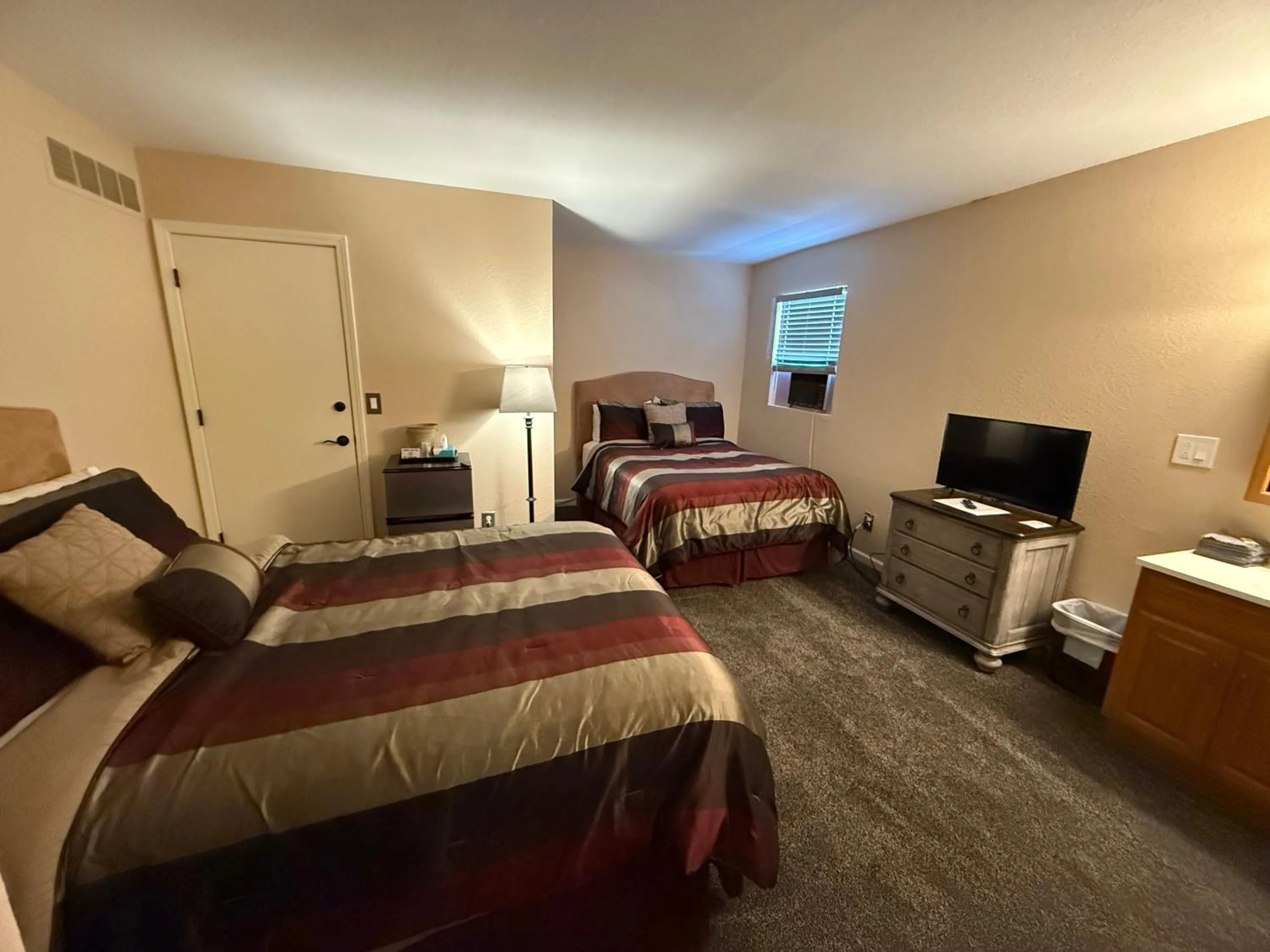 Scottish Inns Motel - Osage Beach