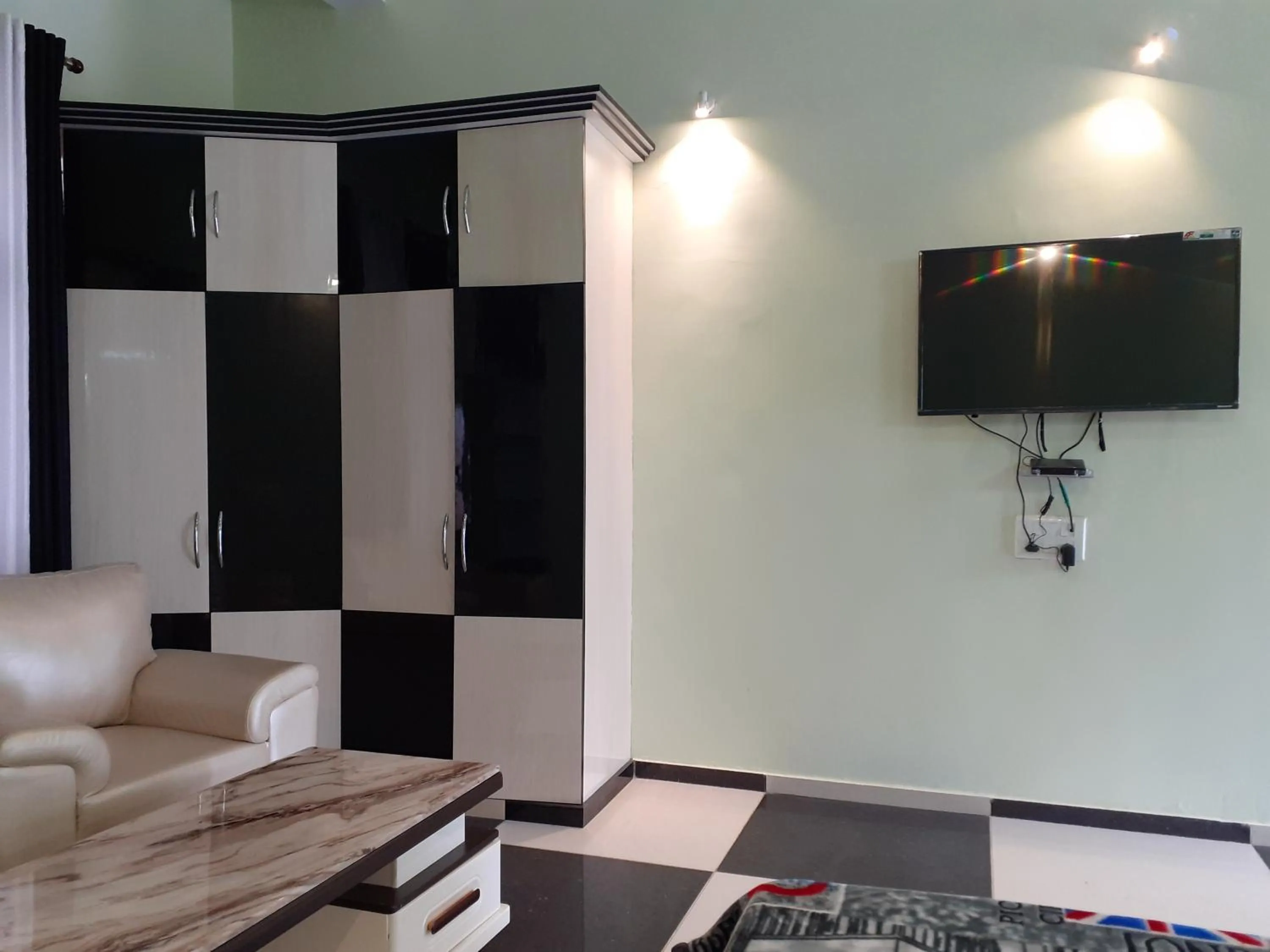 TV/Entertainment Center in Gunjyal Madhur Residency