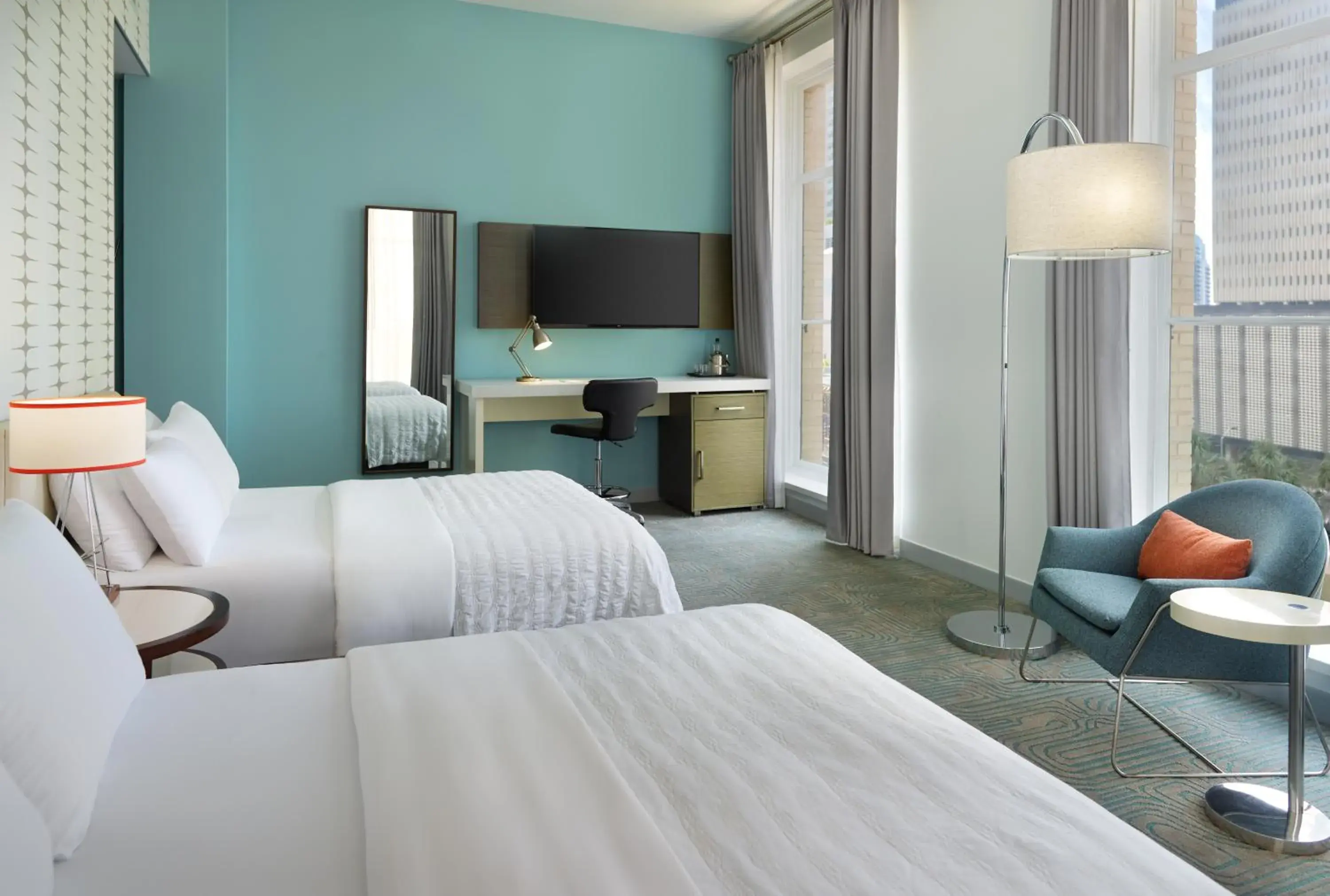 Deluxe, Guest room, 2 Queen, Corner room in Le Meridien Tampa, The Courthouse Deluxe, Guest room, 2 Queen, Corner room in Le Meridien Tampa, The Courthouse