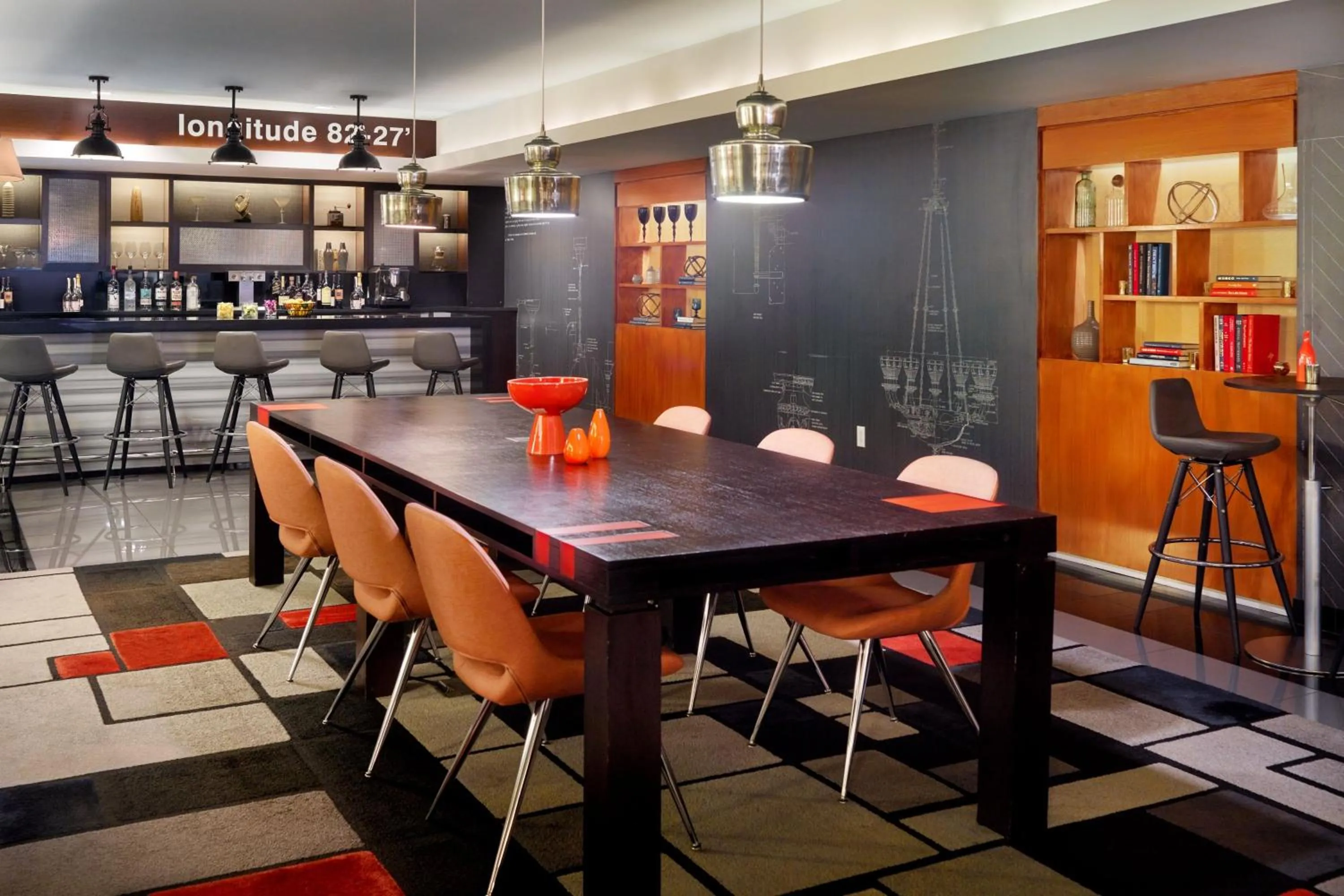 Restaurant/places to eat in Le Meridien Tampa, The Courthouse