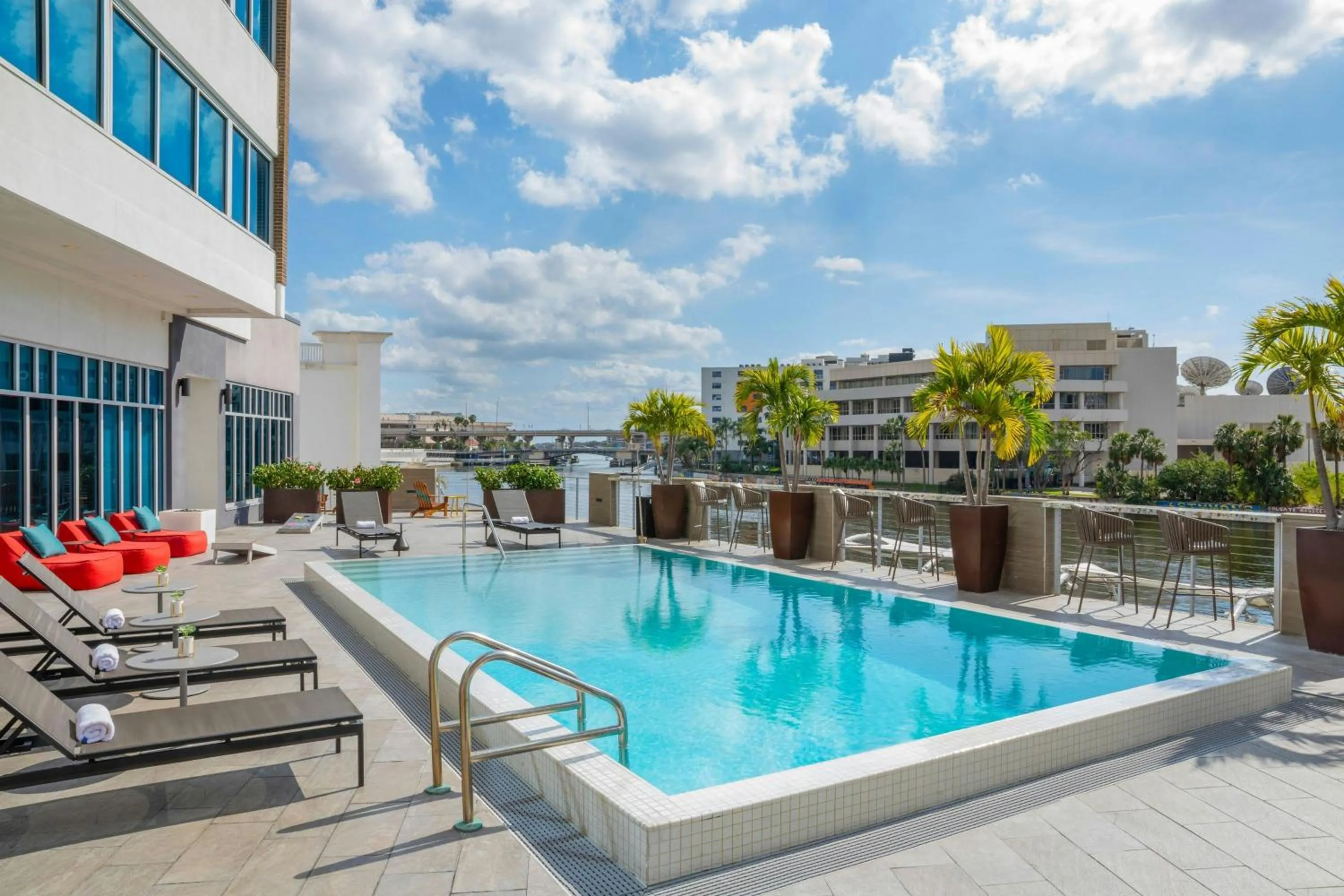 Swimming pool in Aloft - Tampa Downtown