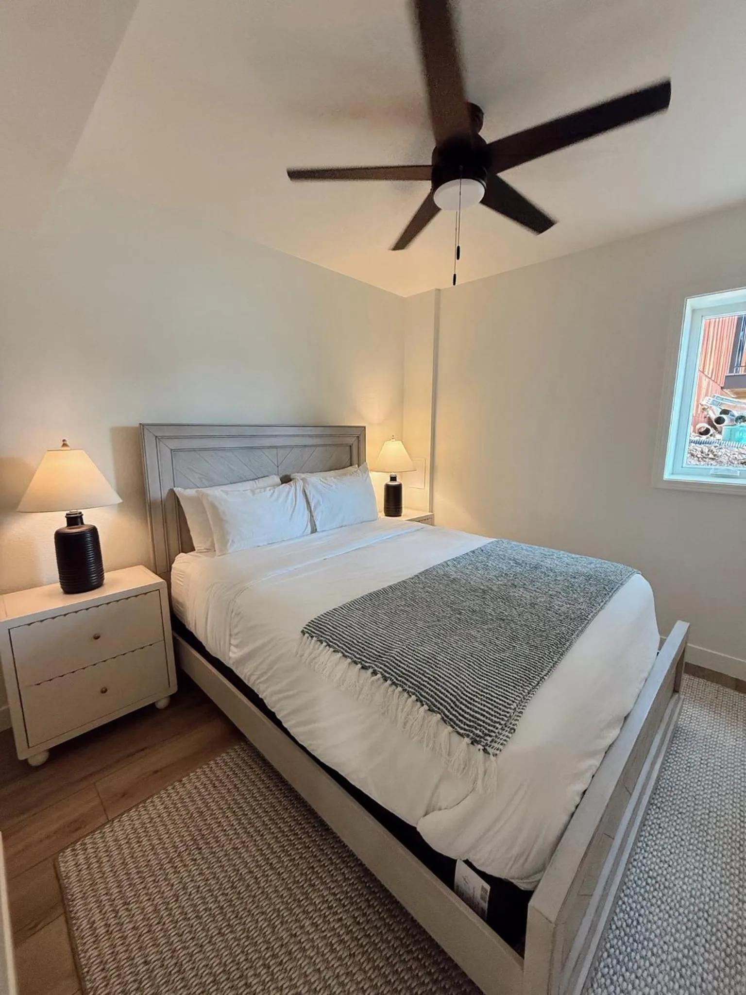 Bed in Sunset Beach Resort