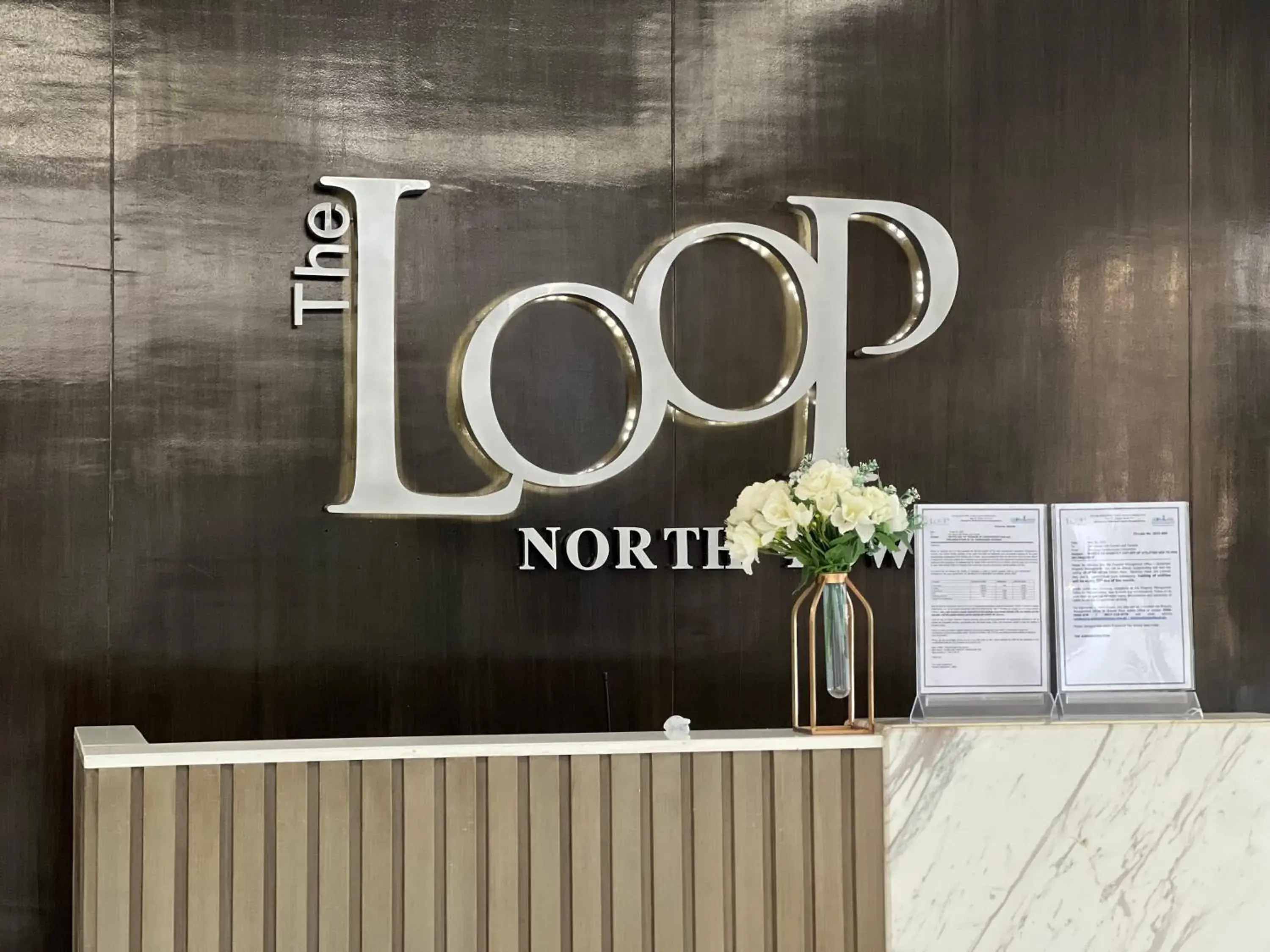 Chic, Modern , Minimalist Design at The Loop Condo tower Chic, Modern , Minimalist Design at The Loop Condo tower
