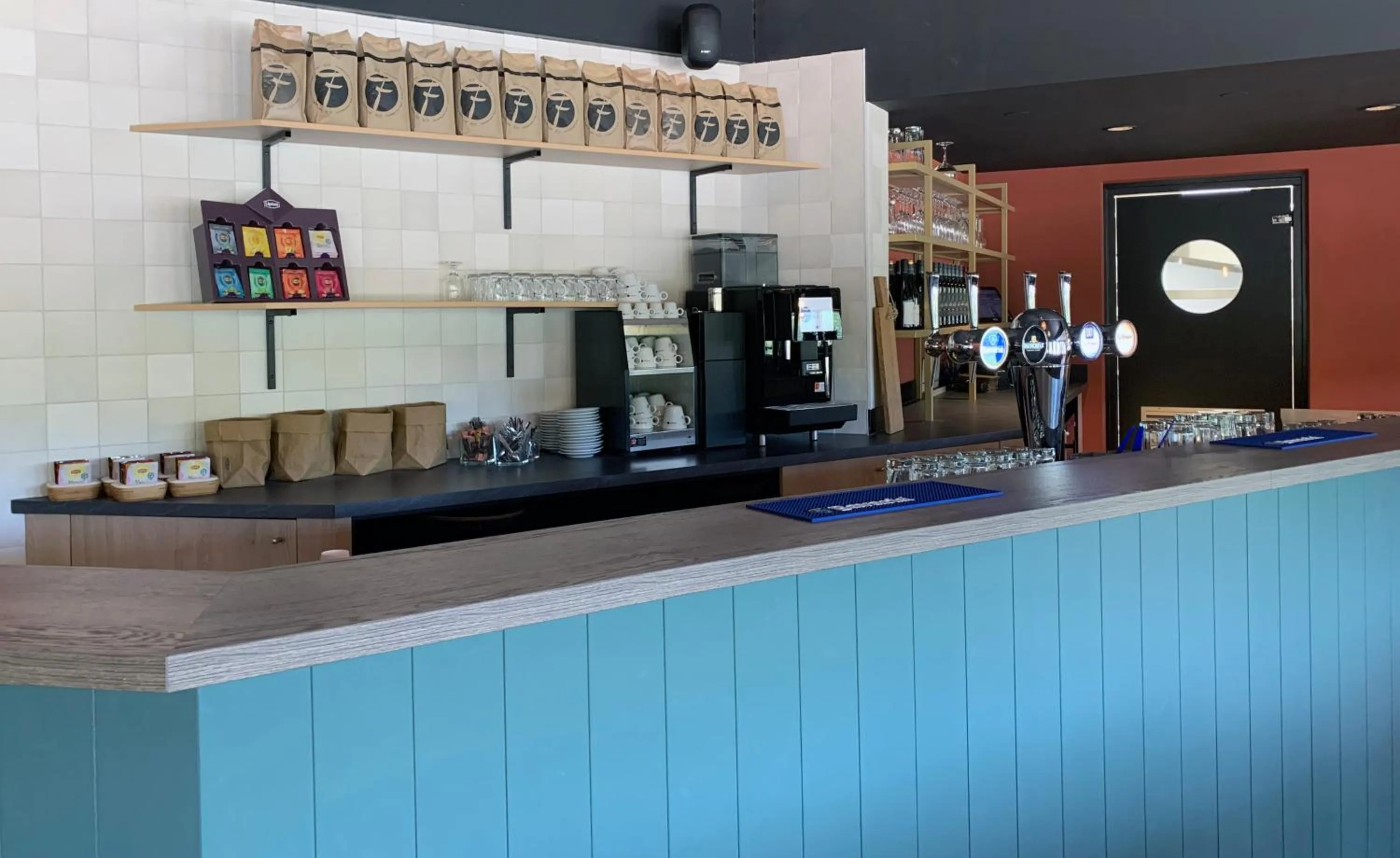 Lounge or bar in Fletcher Hotel - Resort Spaarnwoude