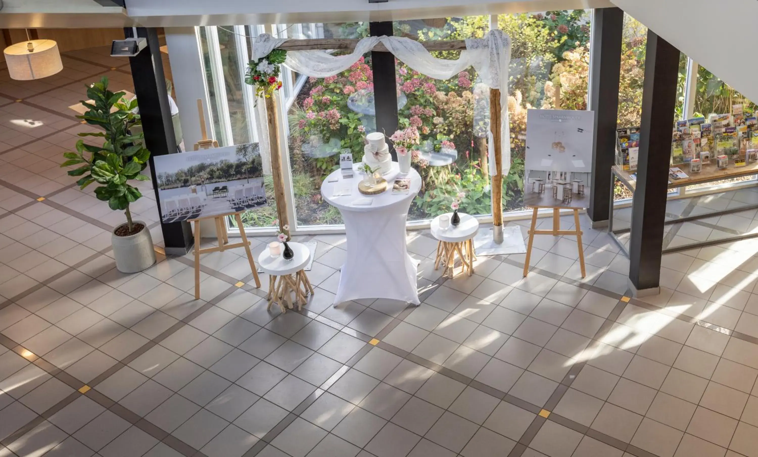 Lobby or reception in Fletcher Hotel - Resort Spaarnwoude Lobby or reception in Fletcher Hotel - Resort Spaarnwoude