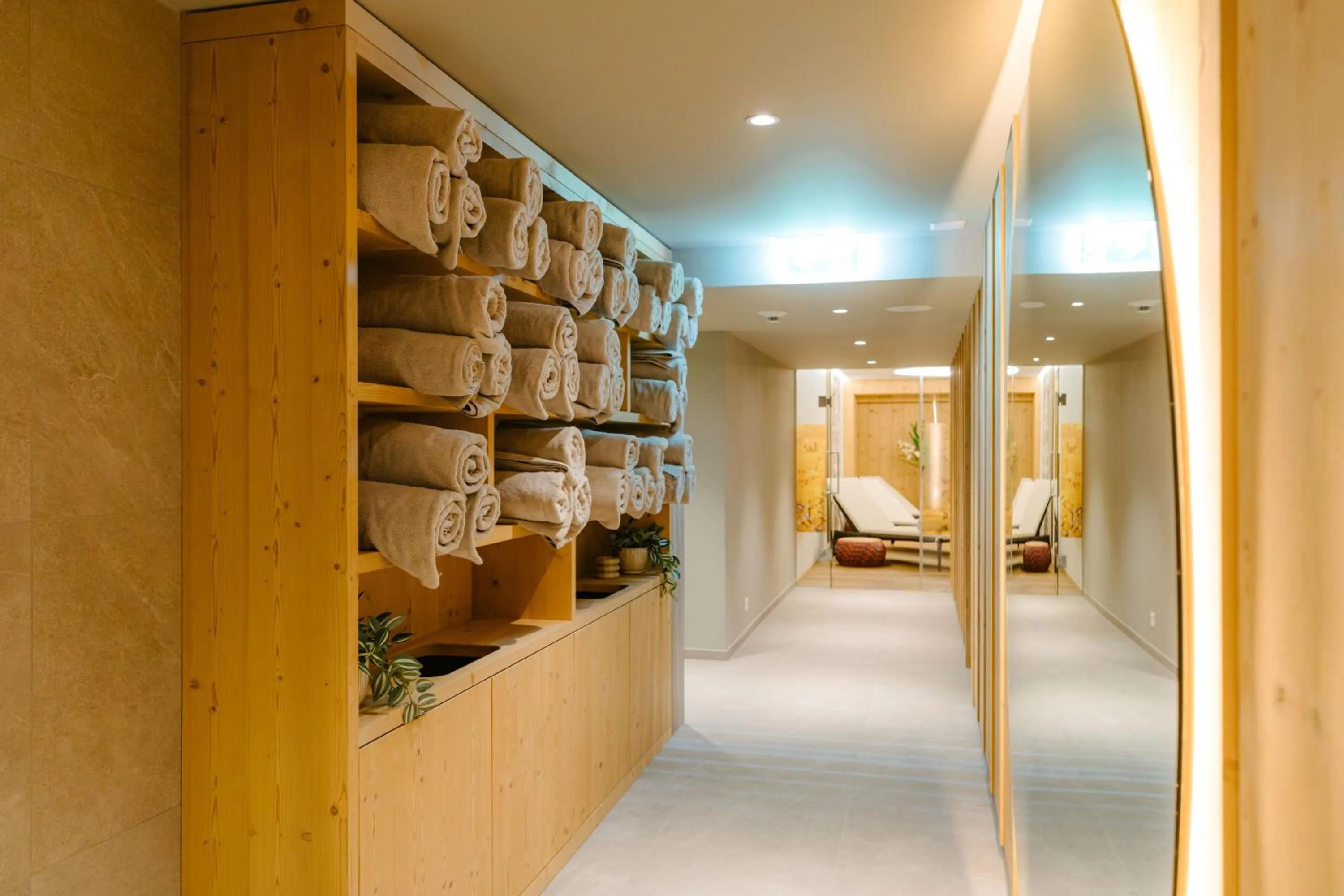 Spa and wellness centre/facilities in Seven Alpina Boutique Hotel