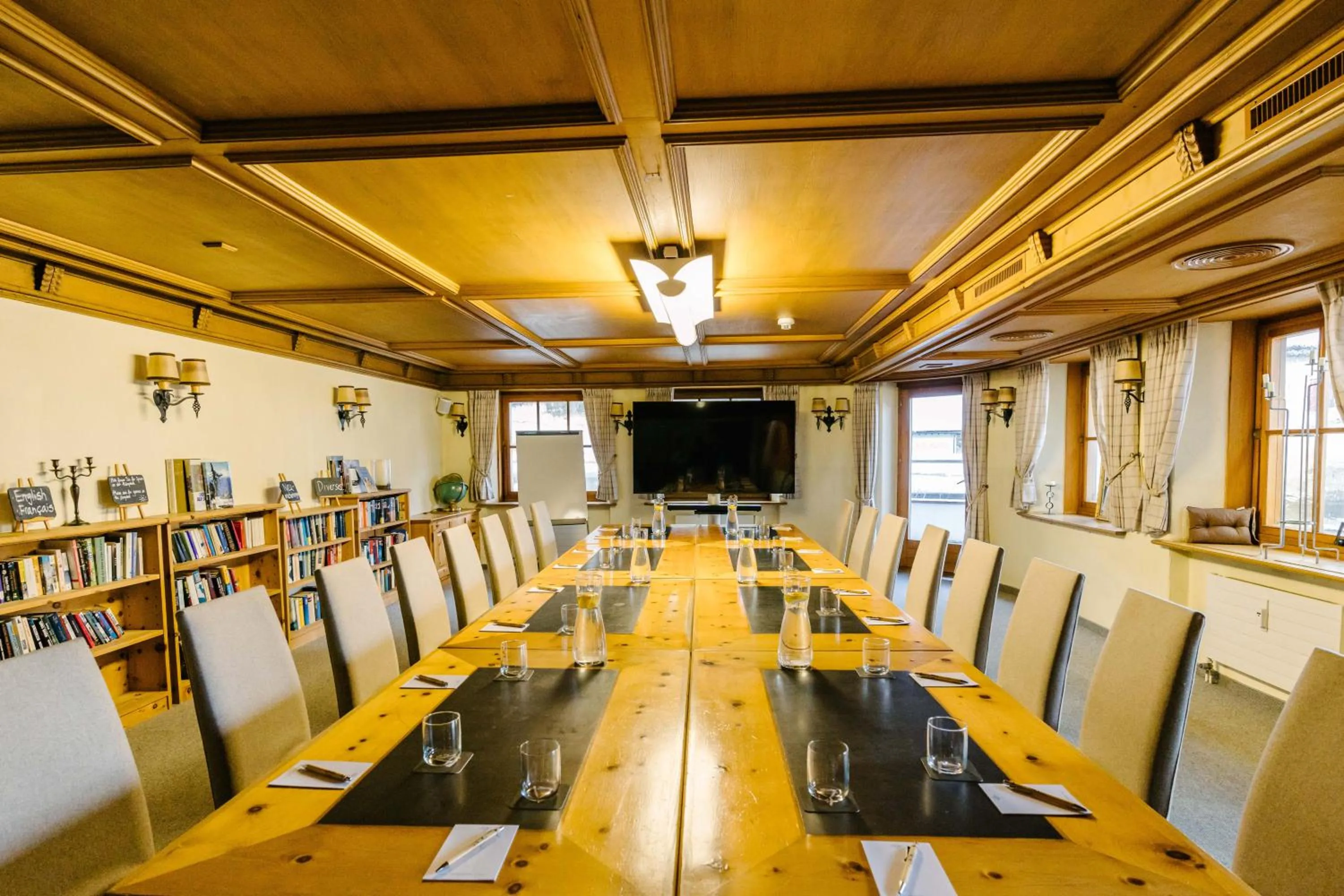 Meeting/conference room in Seven Alpina Boutique Hotel