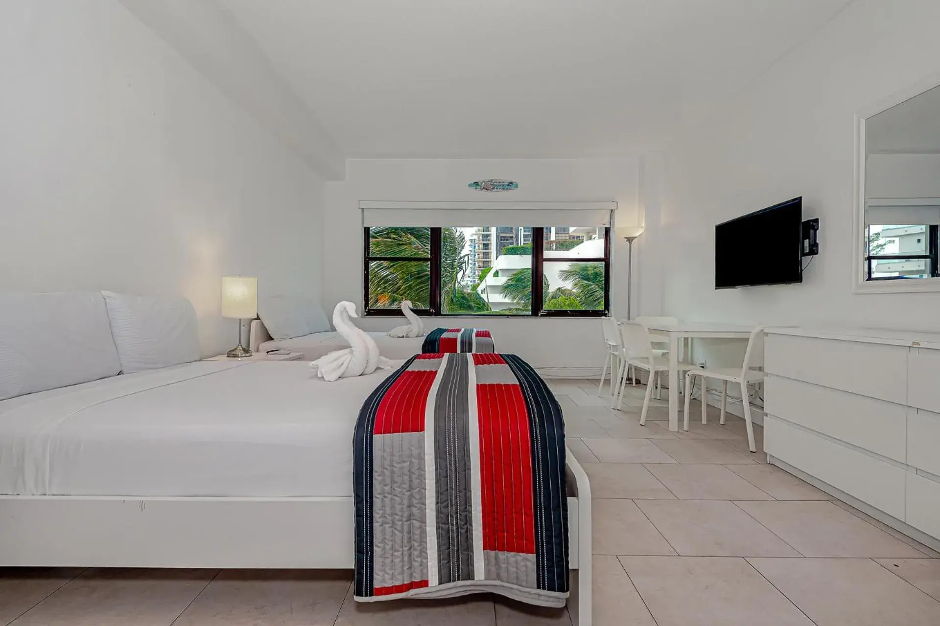 423 Classic Studio in Beach Front Studio Miami Beach 423 Classic Studio in Beach Front Studio Miami Beach