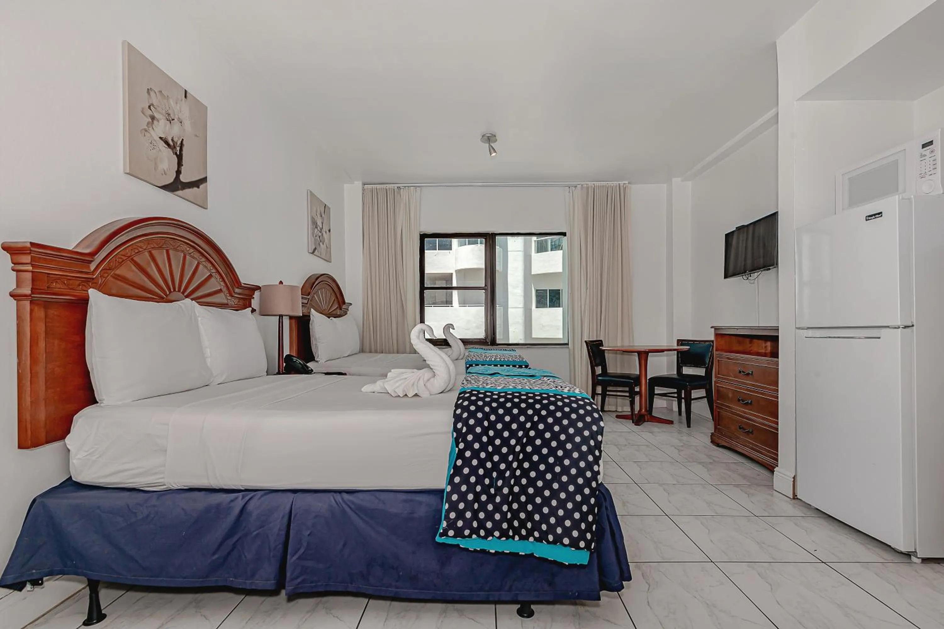 Bed in Beach Front Studio Miami Beach