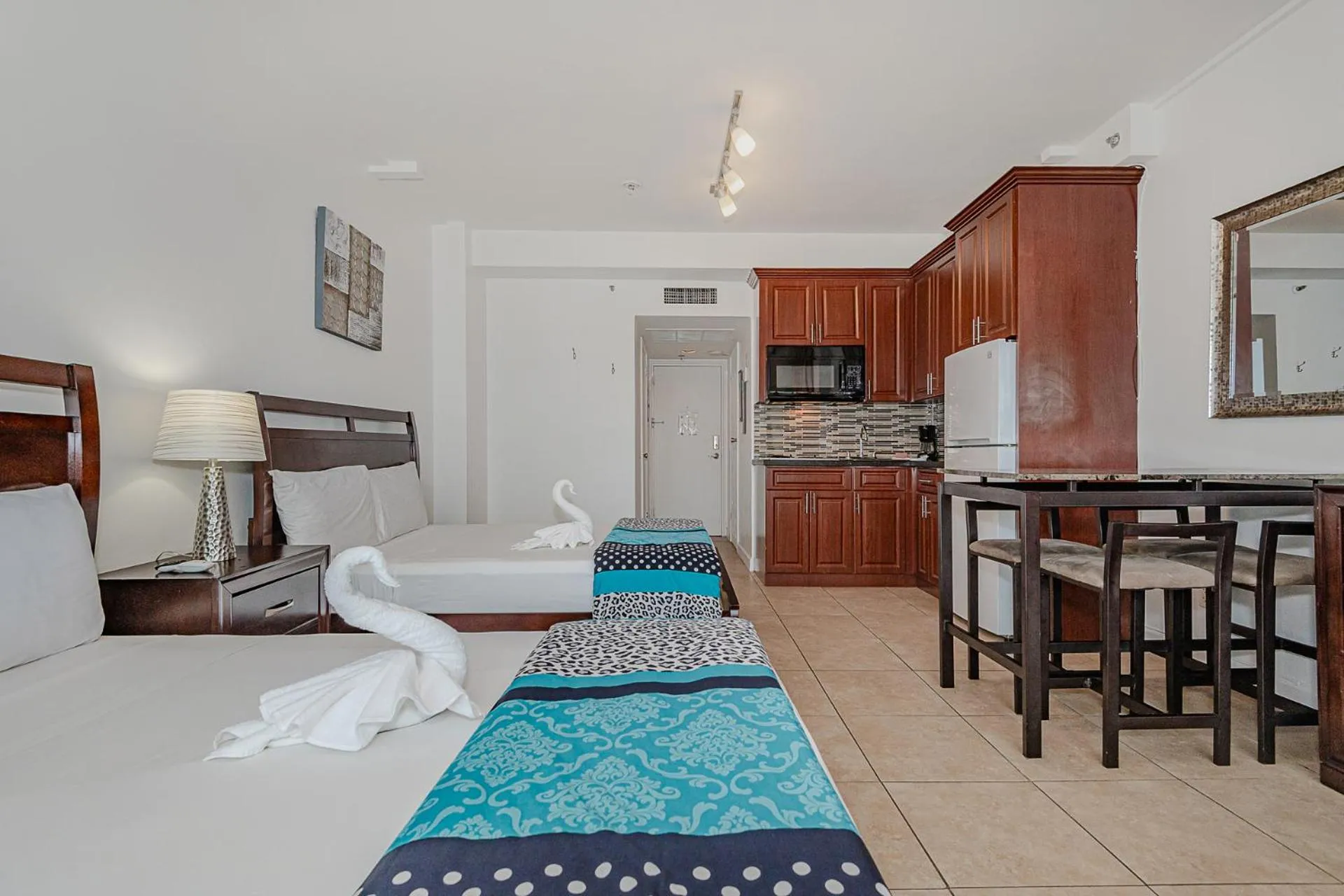 Bed in Beach Front Studio Miami Beach