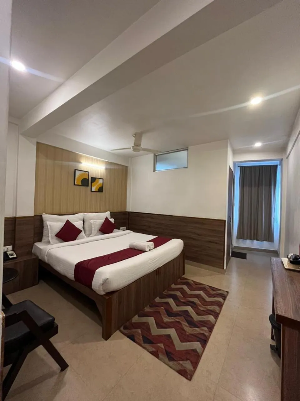 Bed in HOTEL INDIANA