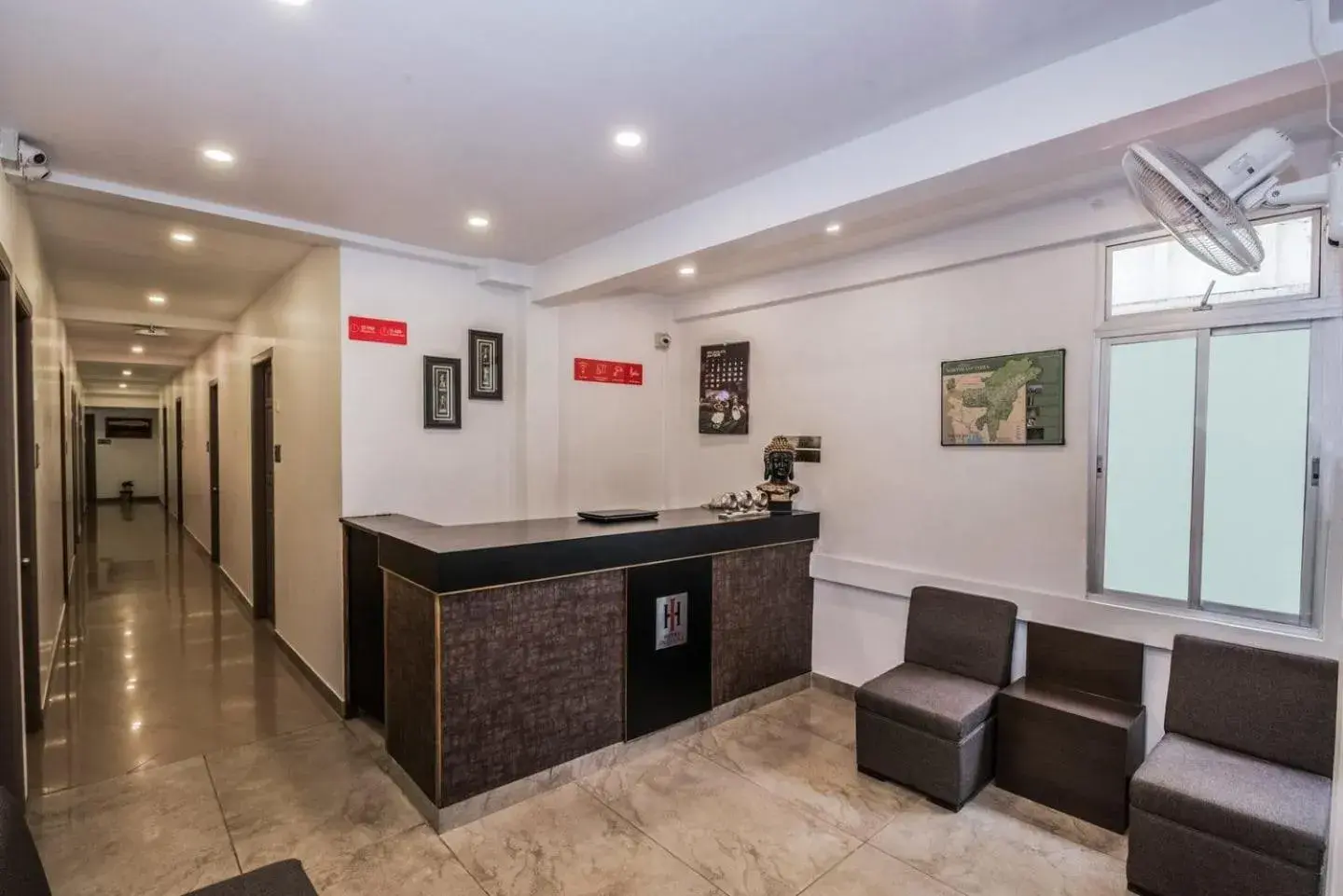 HOTEL INDIANA HOTEL INDIANA