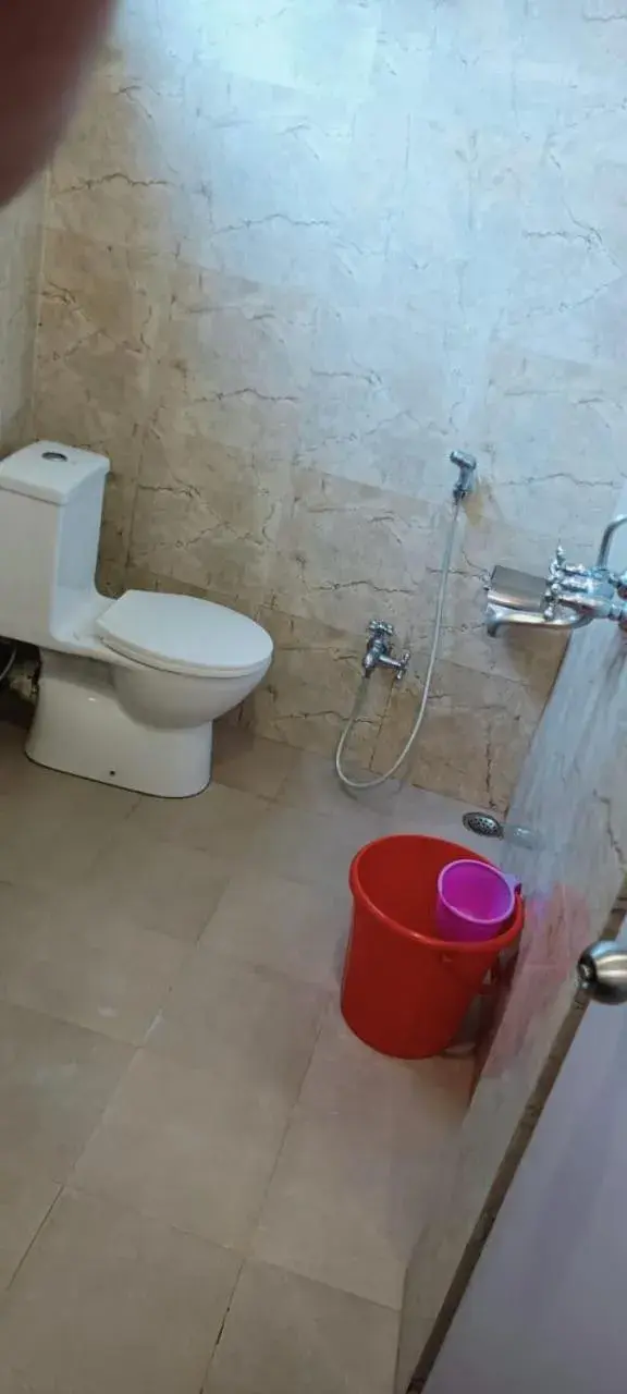 HOTEL INDIANA HOTEL INDIANA