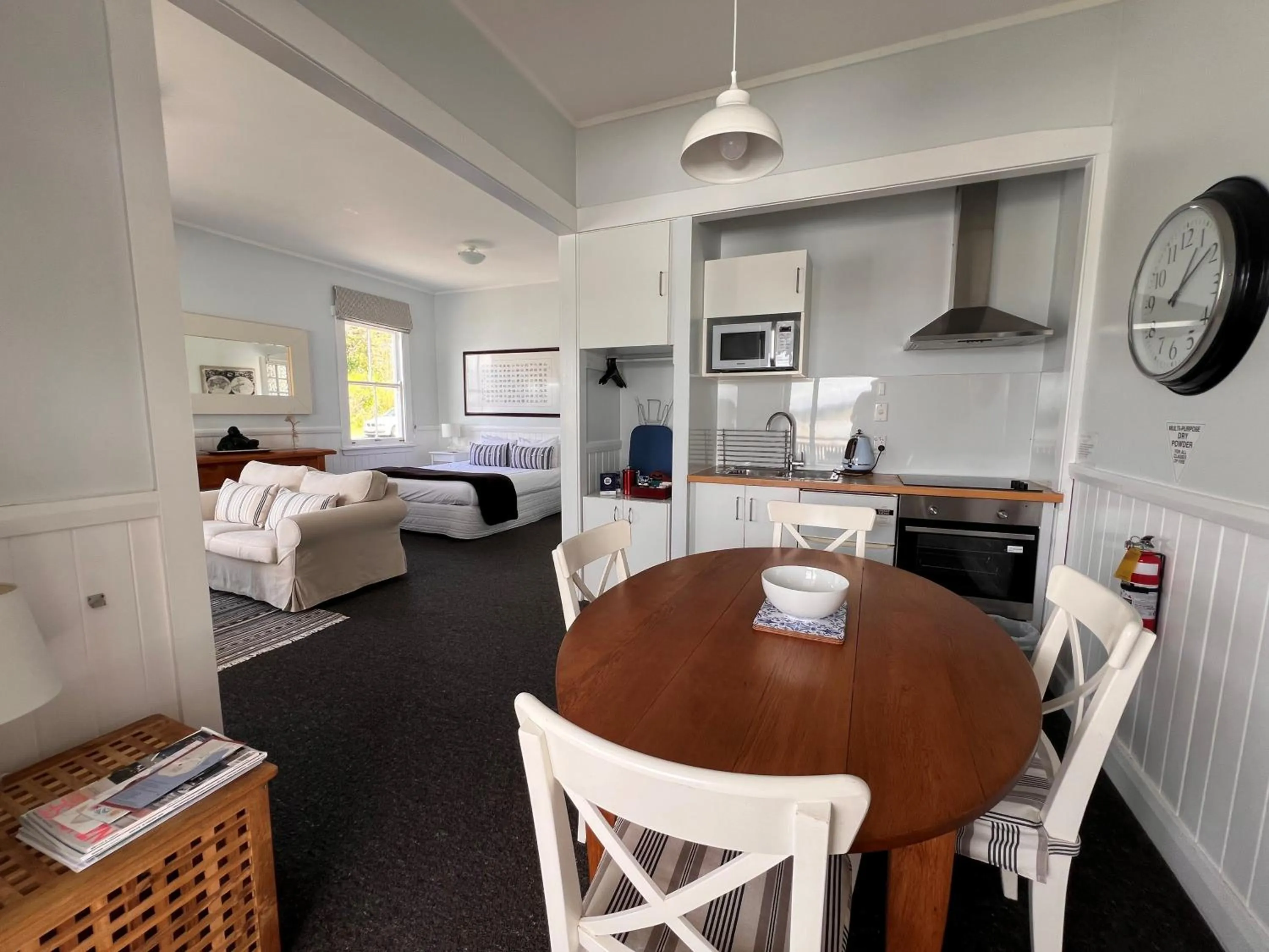Bed in Mangonui Waterfront Apartments