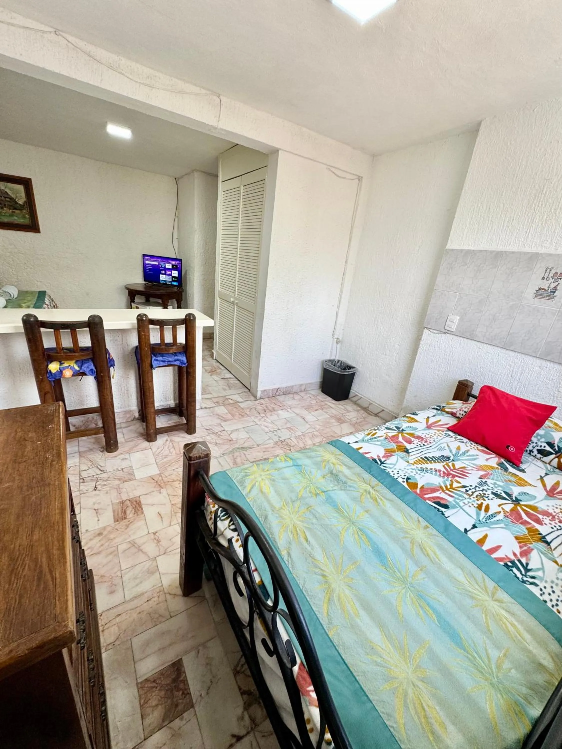 Bed in Hotel Farallon Inn Cancún