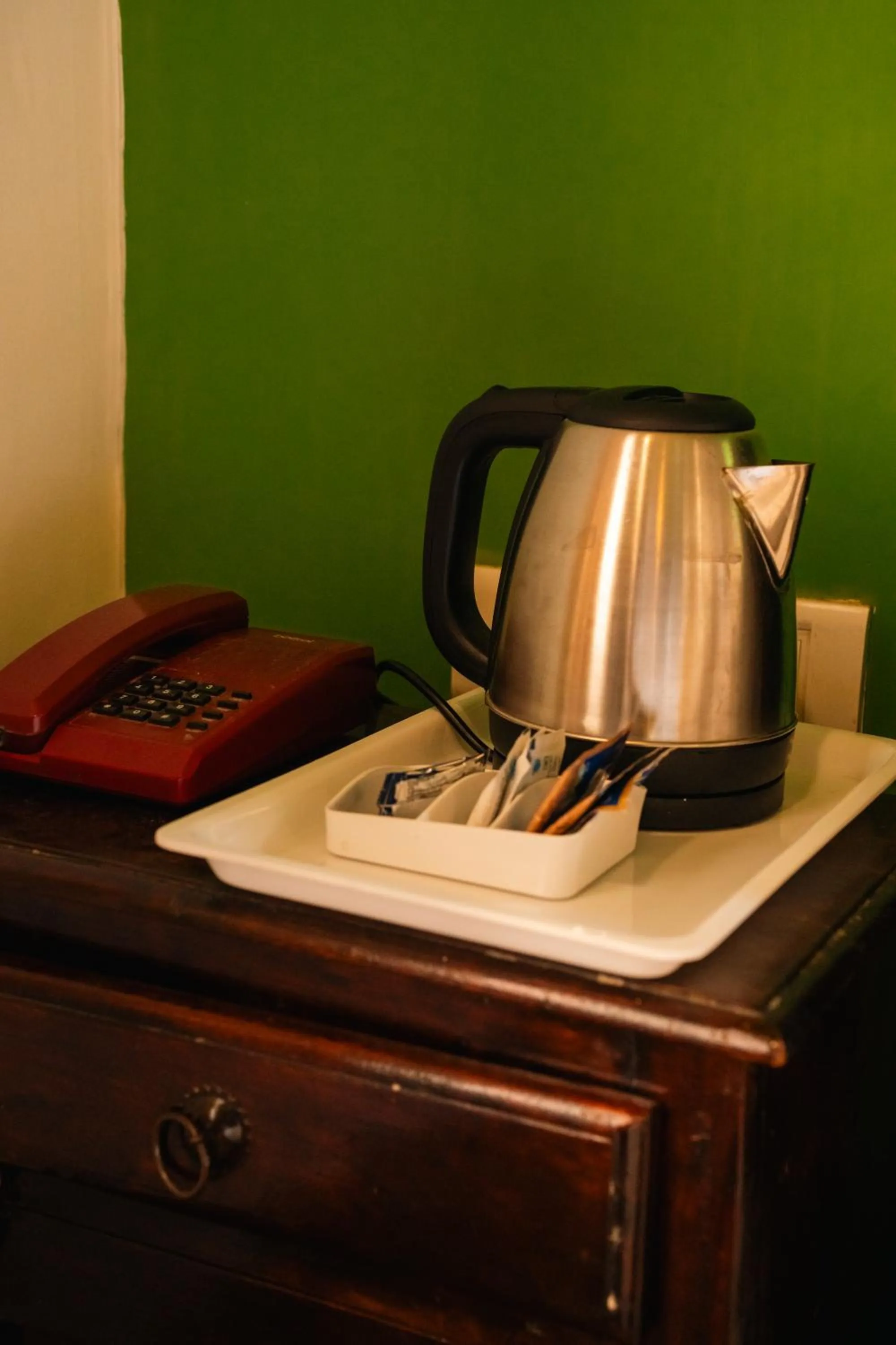 Coffee/tea facilities in The Elite Castle