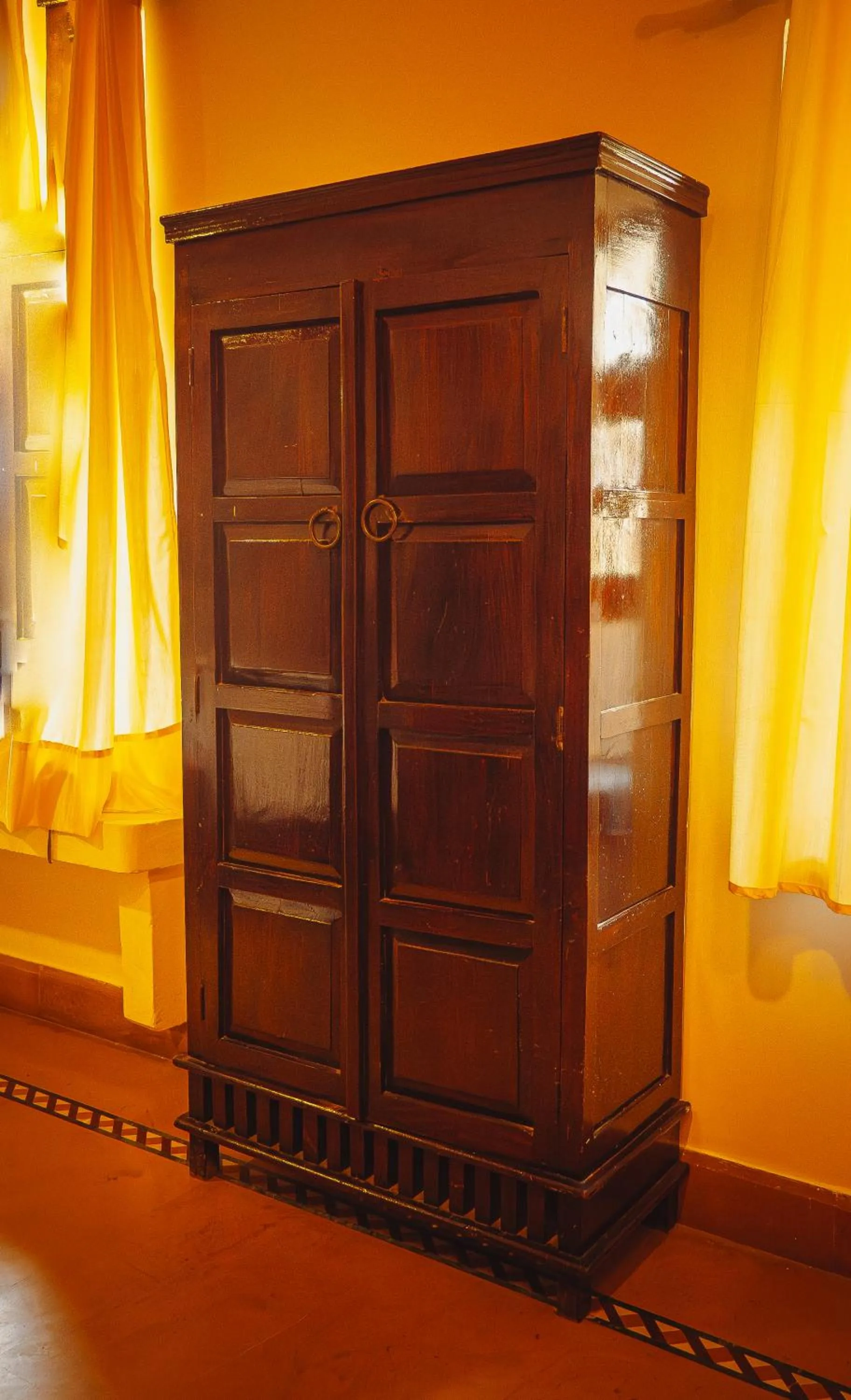 wardrobe in The Elite Castle