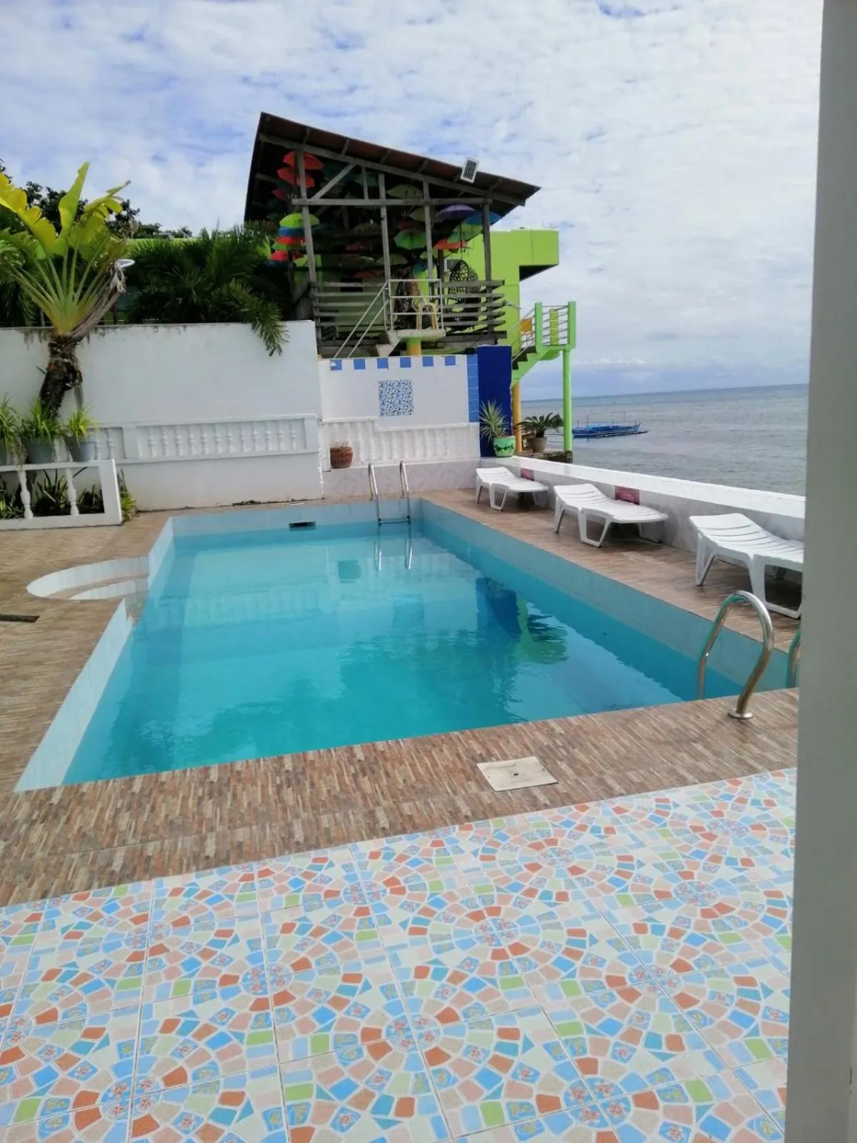 Pool view in Germaroze