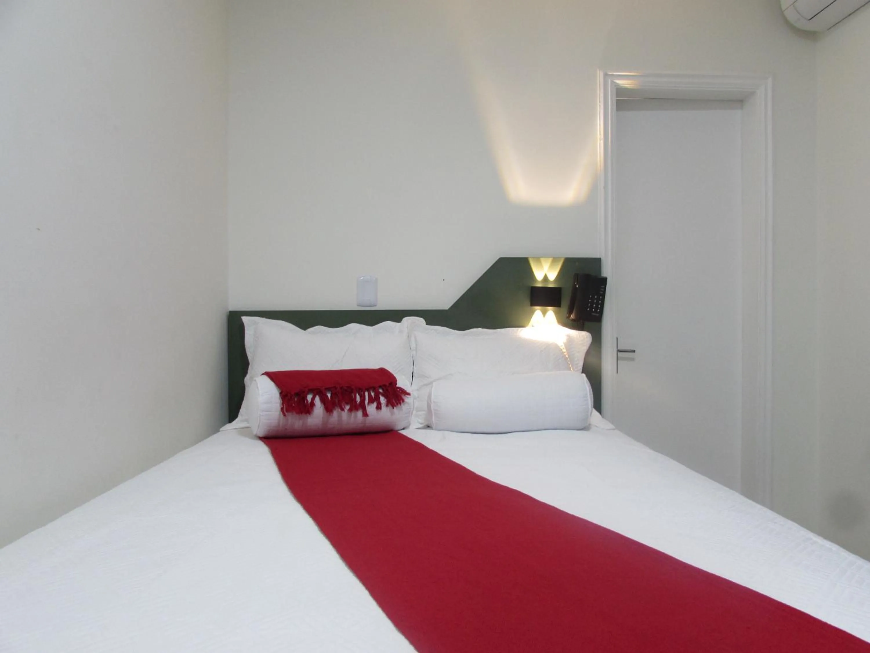 Standard Double Room - single occupancy in "Hotel Paramount" Próximo a 25 Março, Brás, Bom Retiro, Exporcenter Norte e Distrito do Anhembi