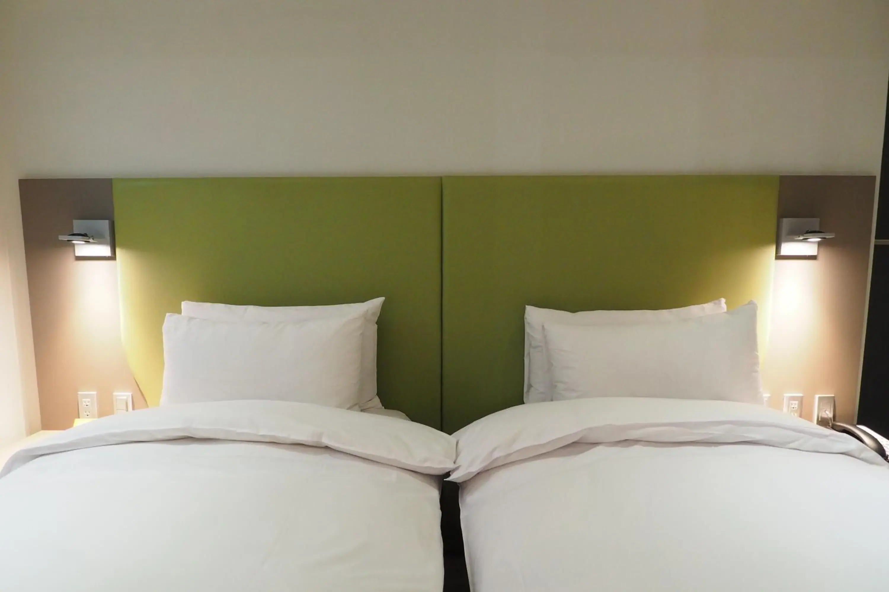 Bed in Horizon Inn Bed in Horizon Inn