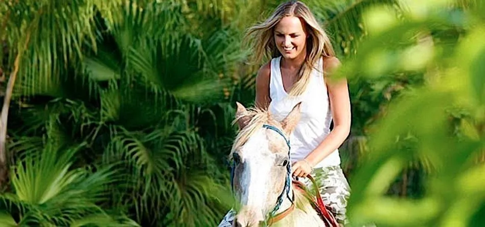 Horse-riding in Taveuni Palms Resort