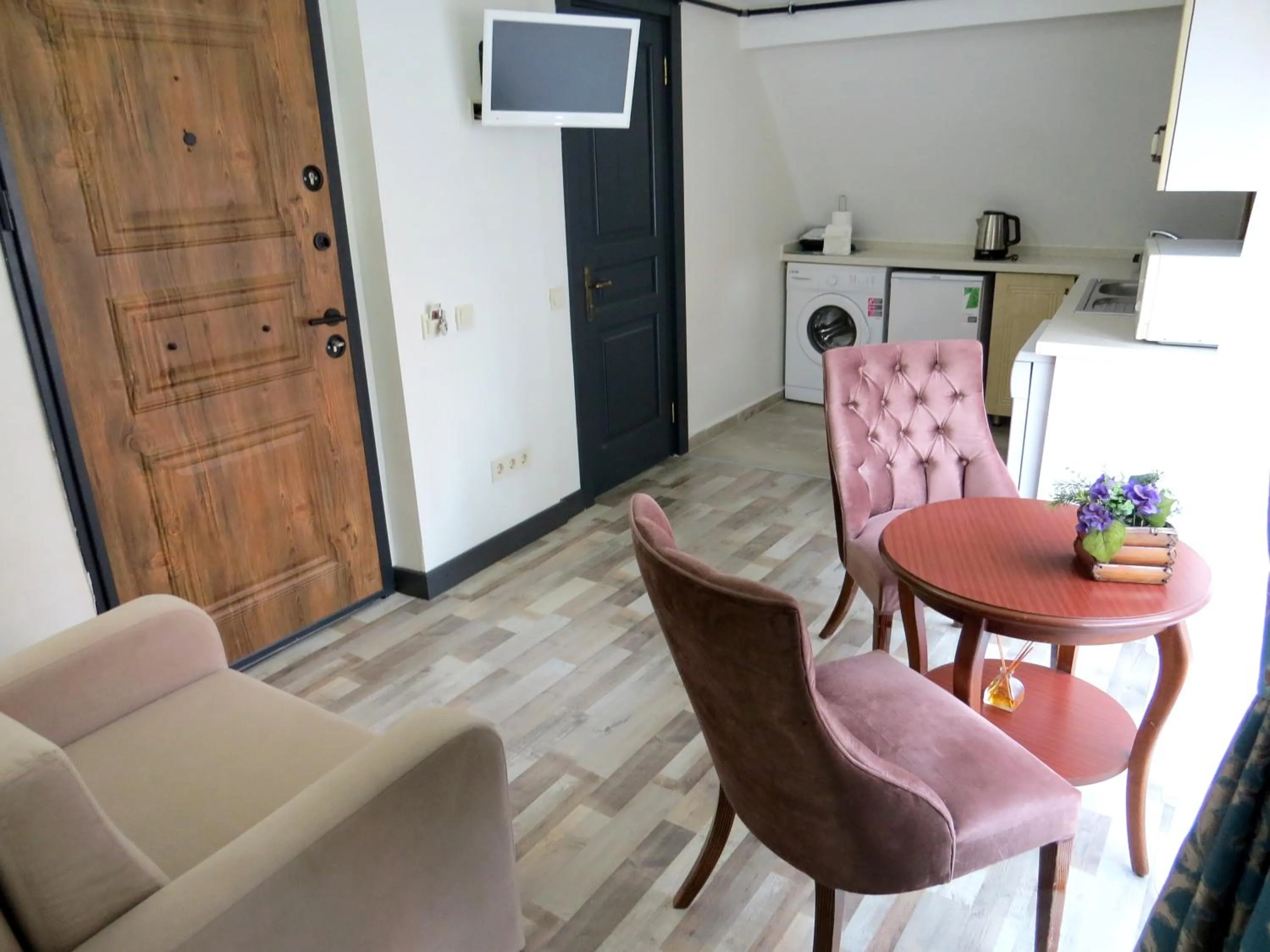 Living room in Istanberry - Berry Life Apartments