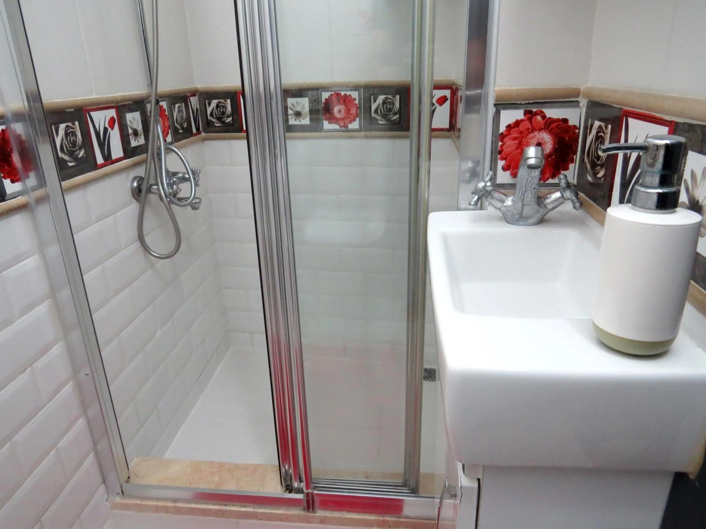 Bathroom in Istanberry - Berry Life Apartments