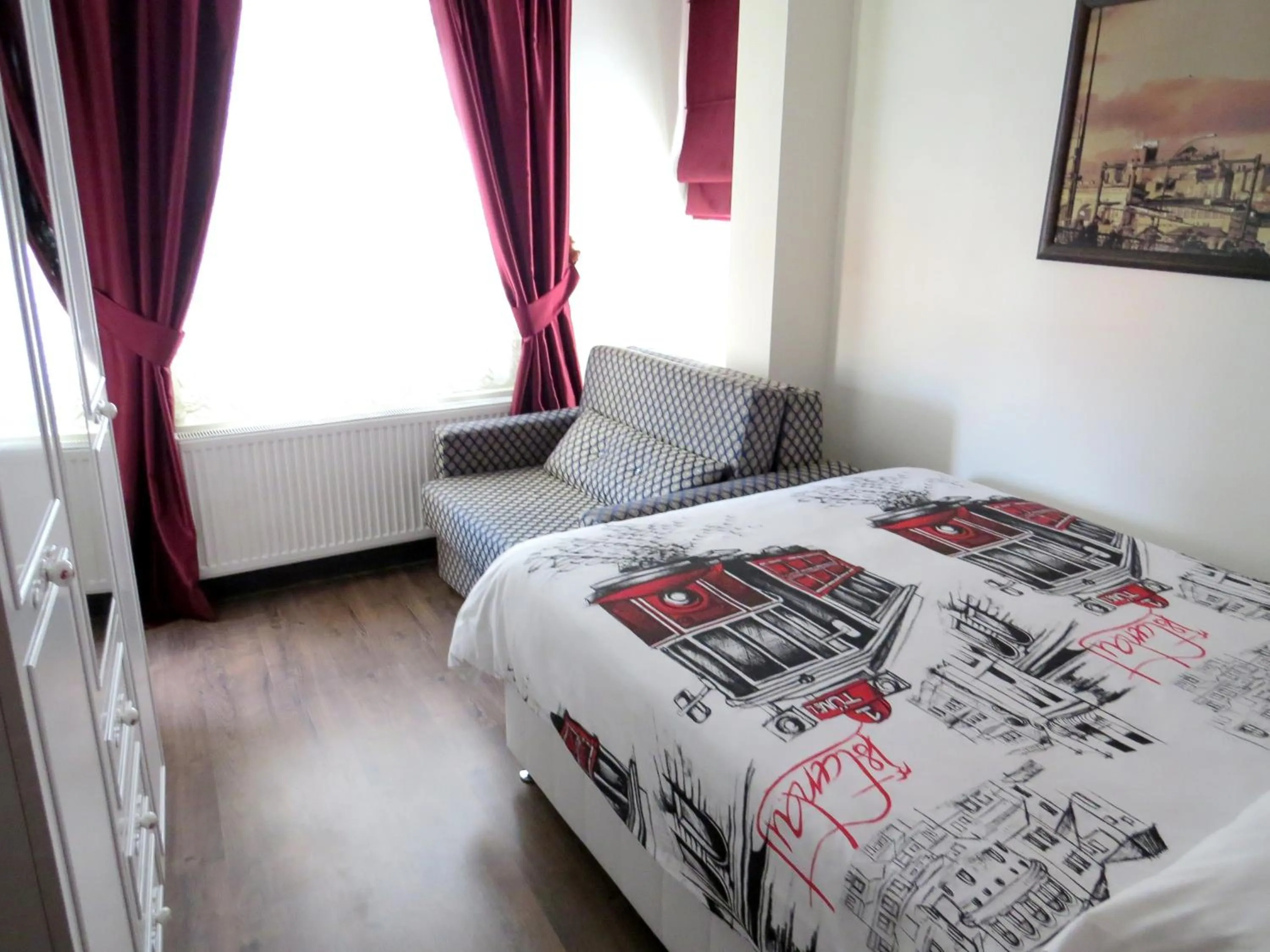 Bedroom, Bed in Istanberry - Berry Life Apartments