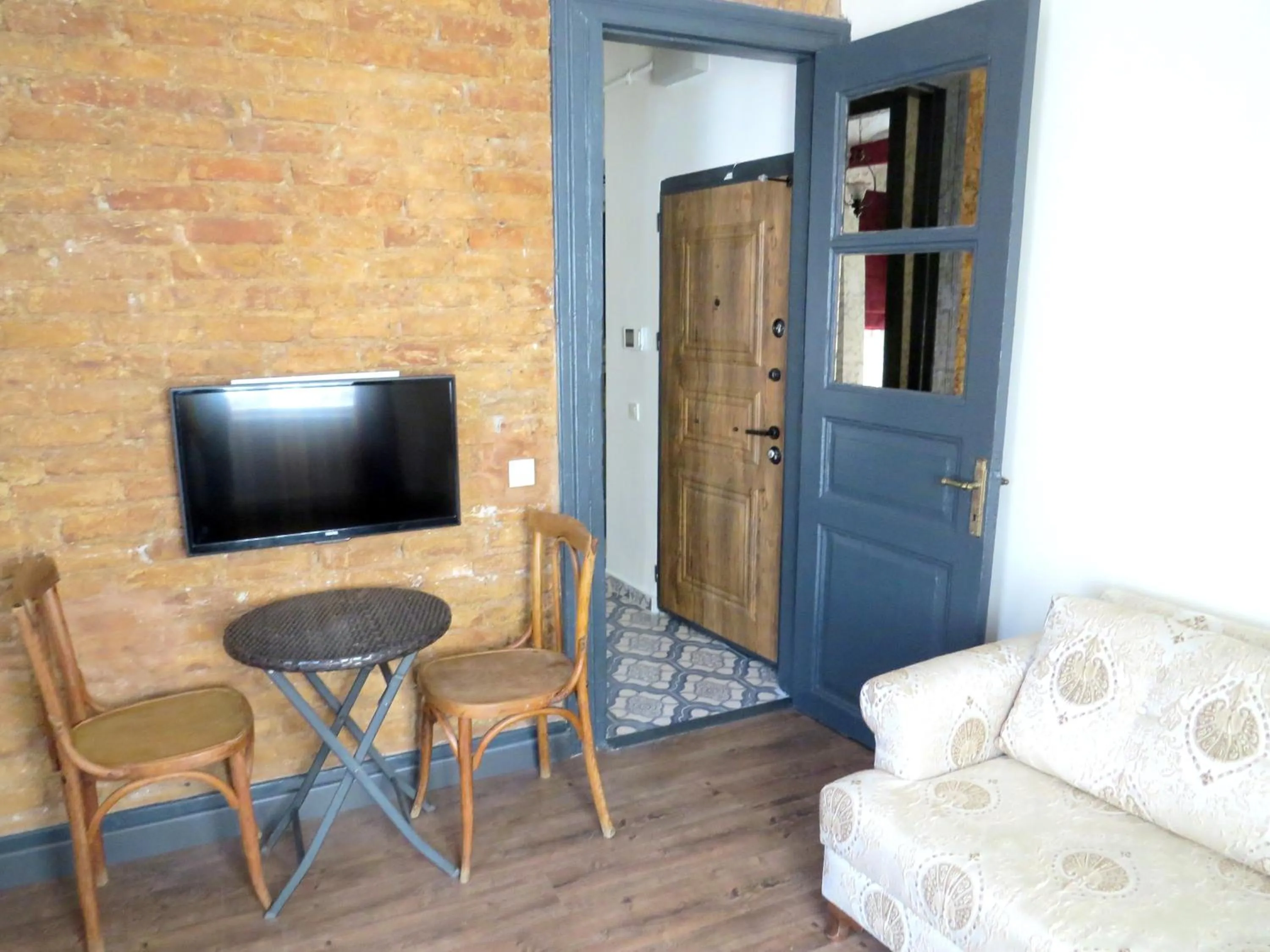 Living room in Istanberry - Berry Life Apartments