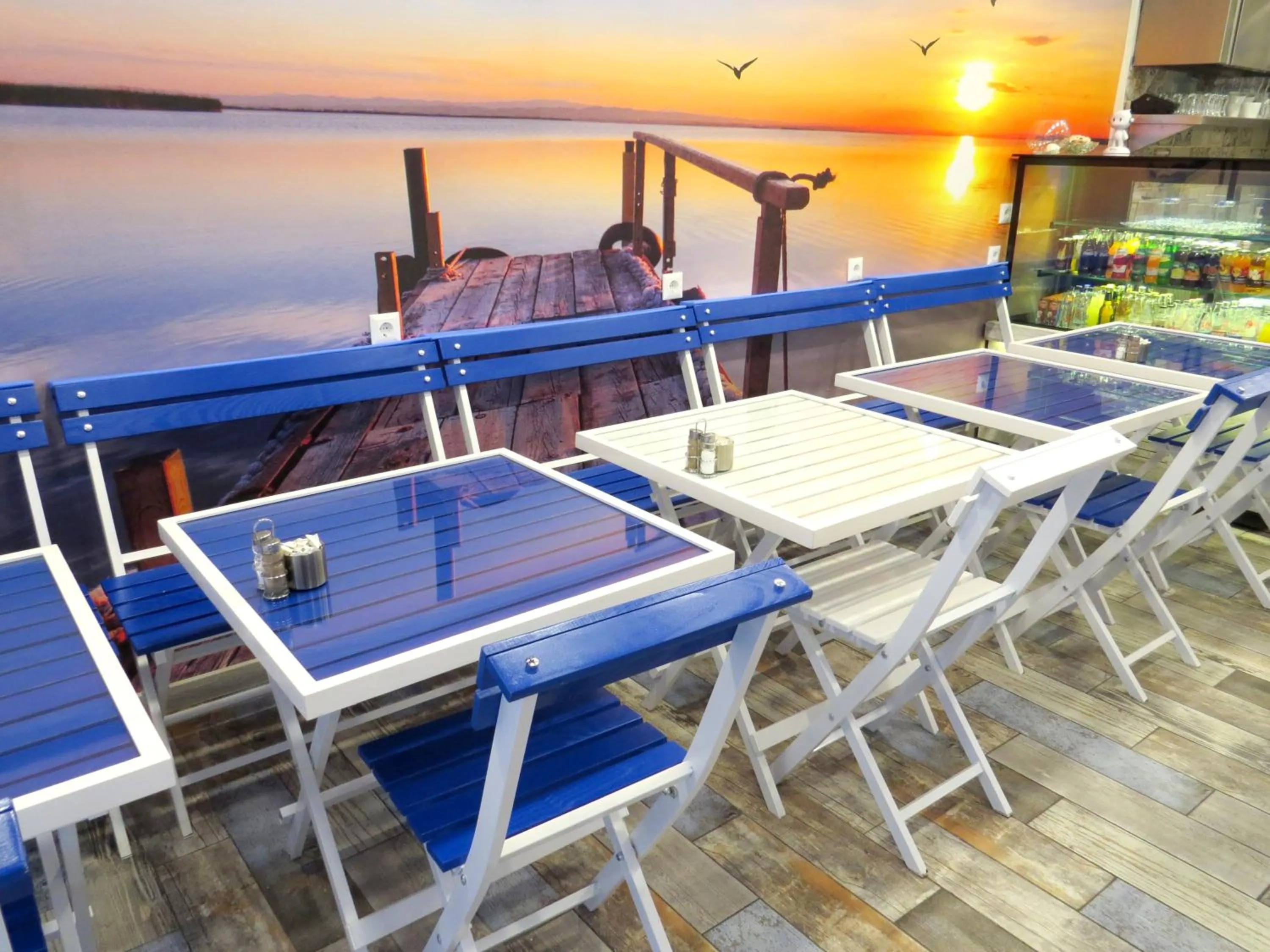 Restaurant/places to eat in Istanberry - Berry Life Apartments