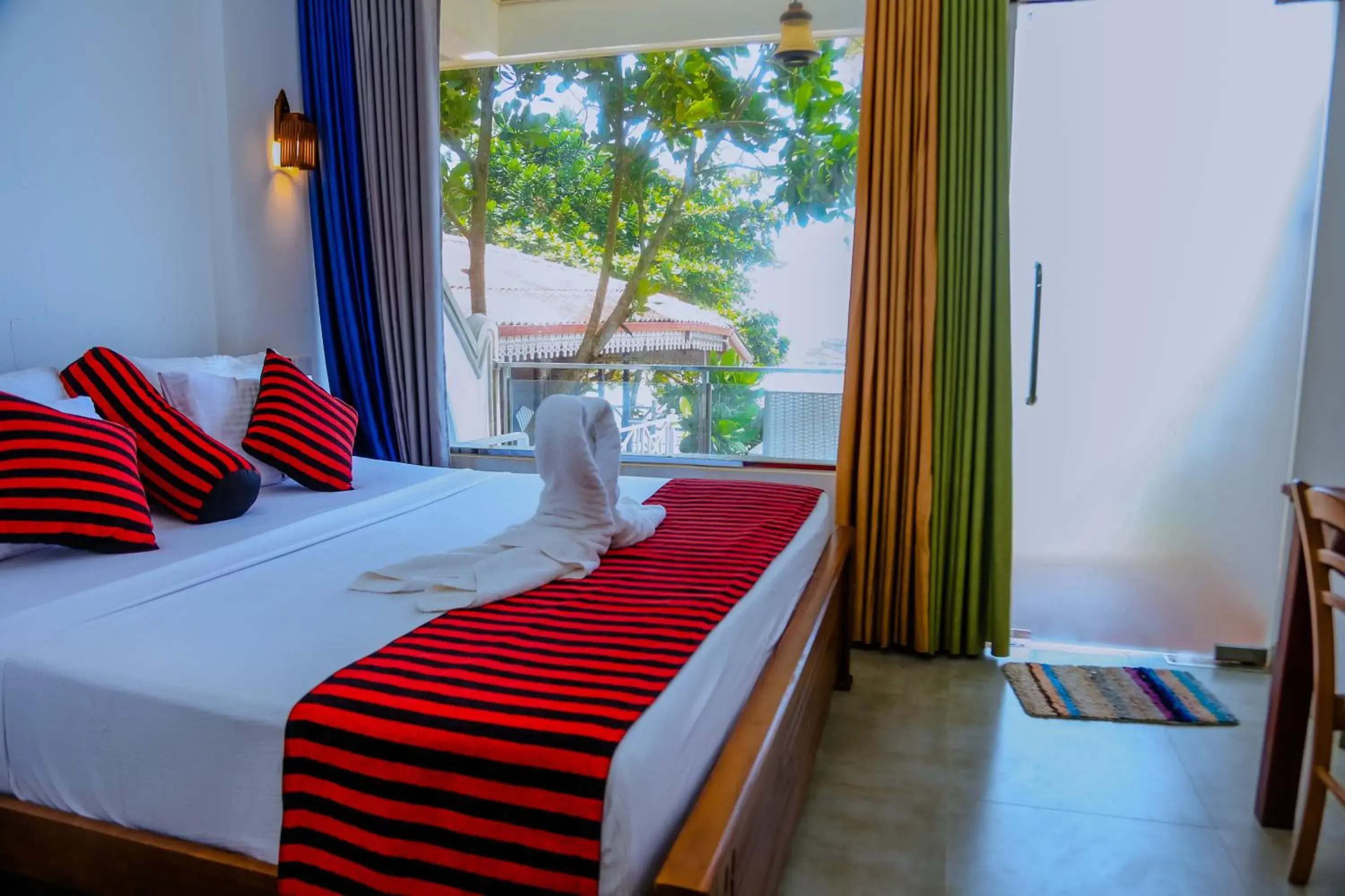 Superior Double Room in Coral Beach Hotel Superior Double Room in Coral Beach Hotel