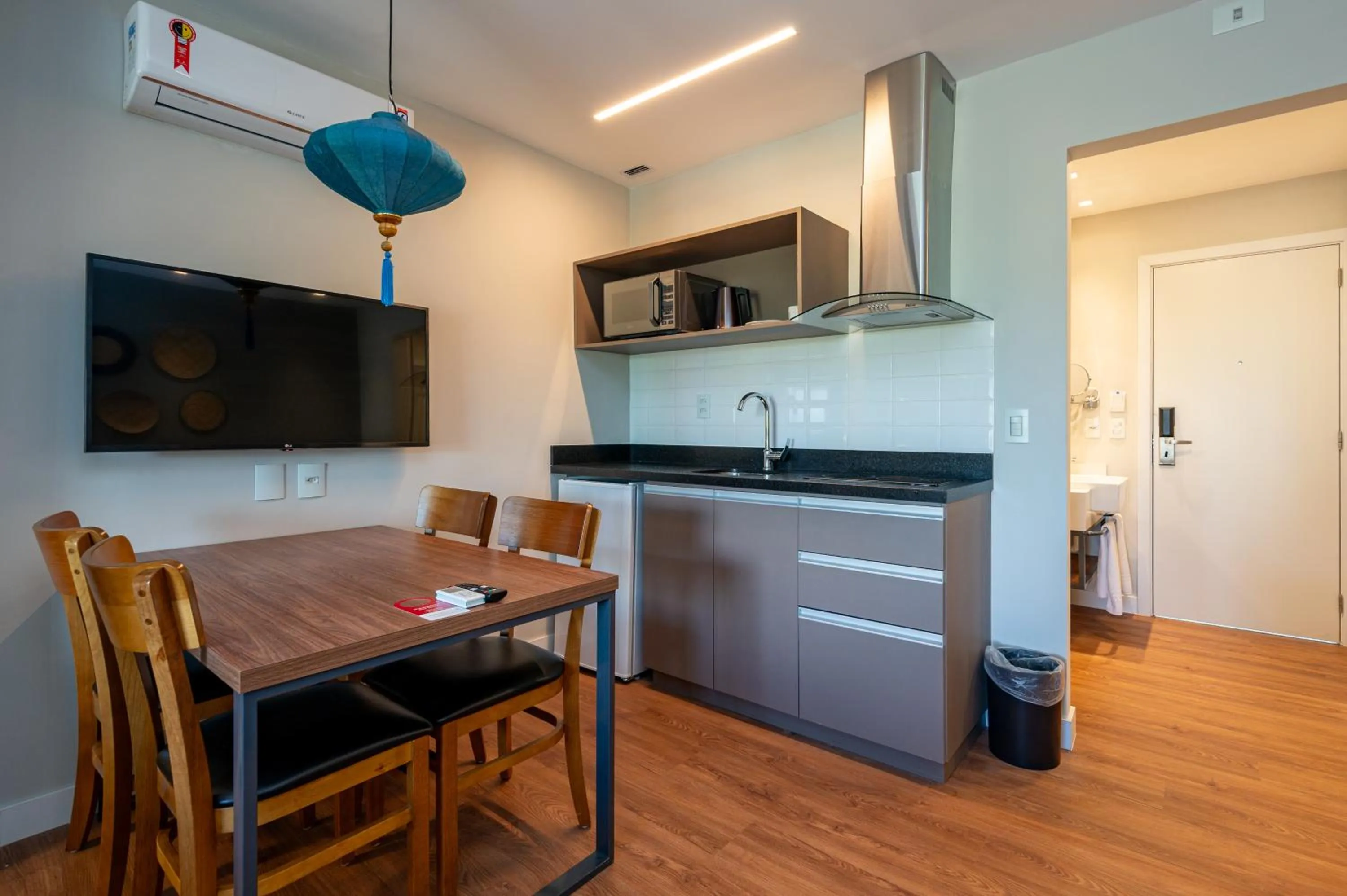 TV and multimedia in Wanderlust Experience Hotel BW Signature Collection OFICIAL