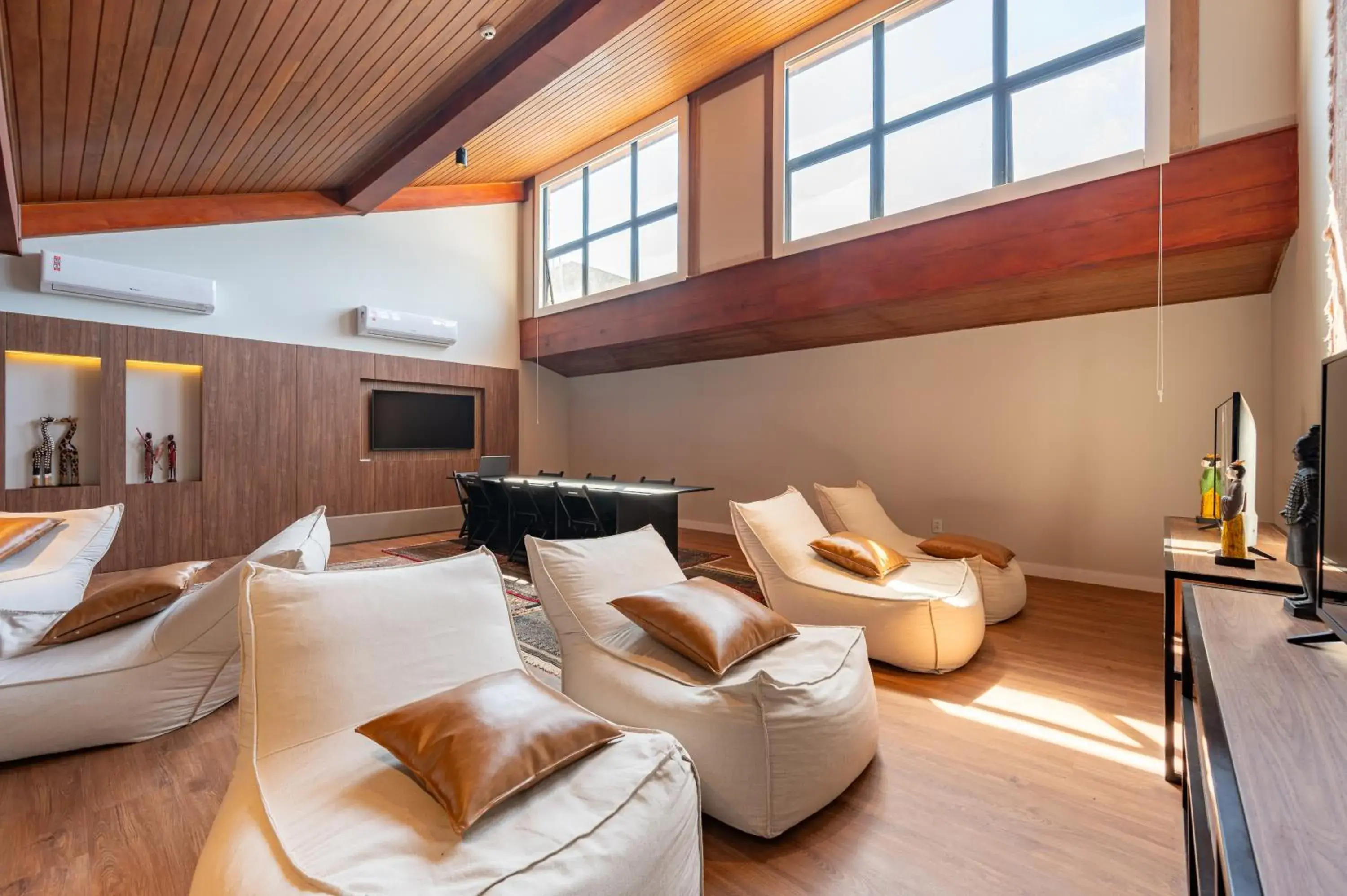 Living room in Wanderlust Experience Hotel BW Signature Collection OFICIAL Living room in Wanderlust Experience Hotel BW Signature Collection OFICIAL