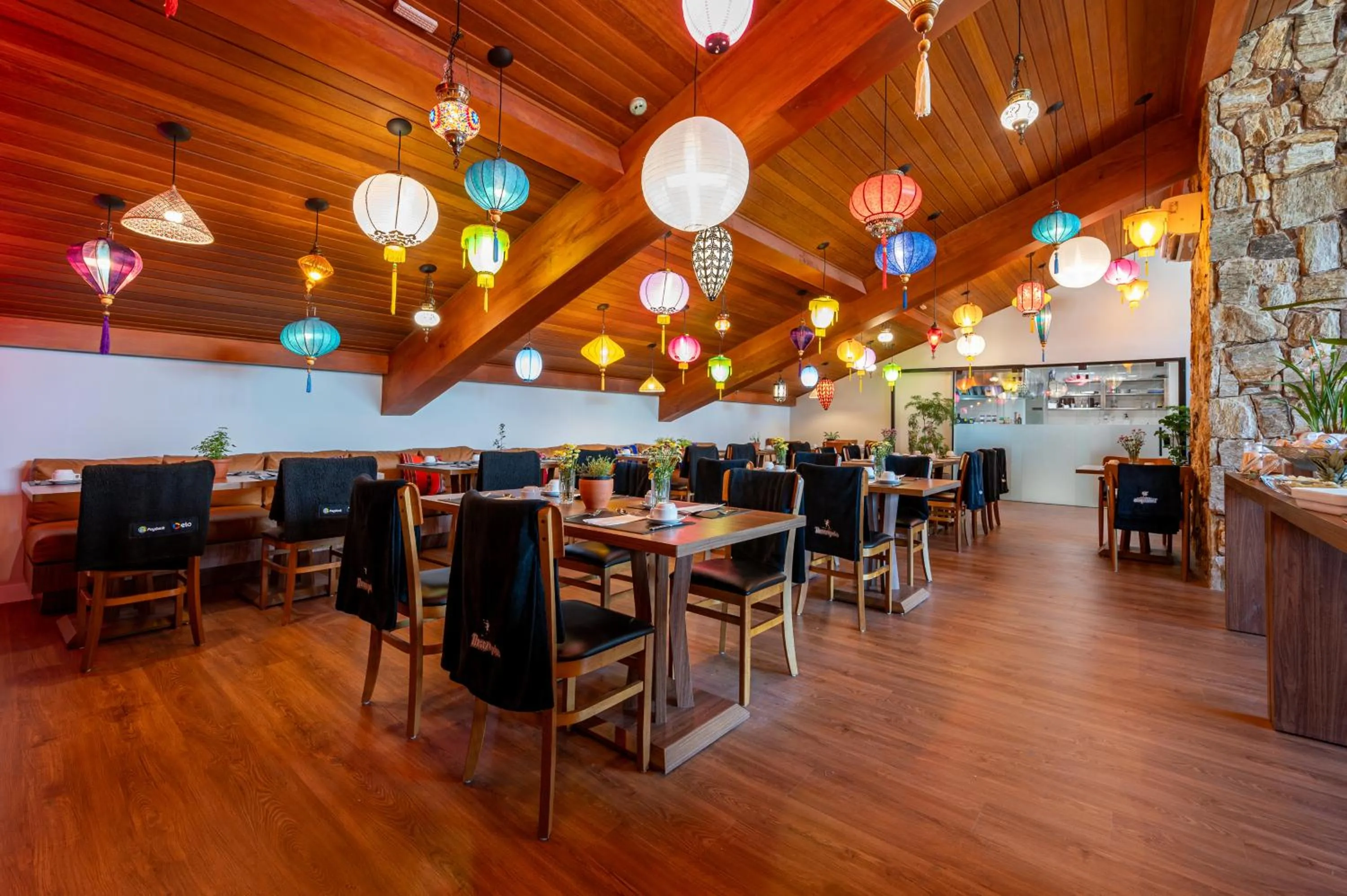 Restaurant/places to eat in Wanderlust Experience Hotel BW Signature Collection OFICIAL