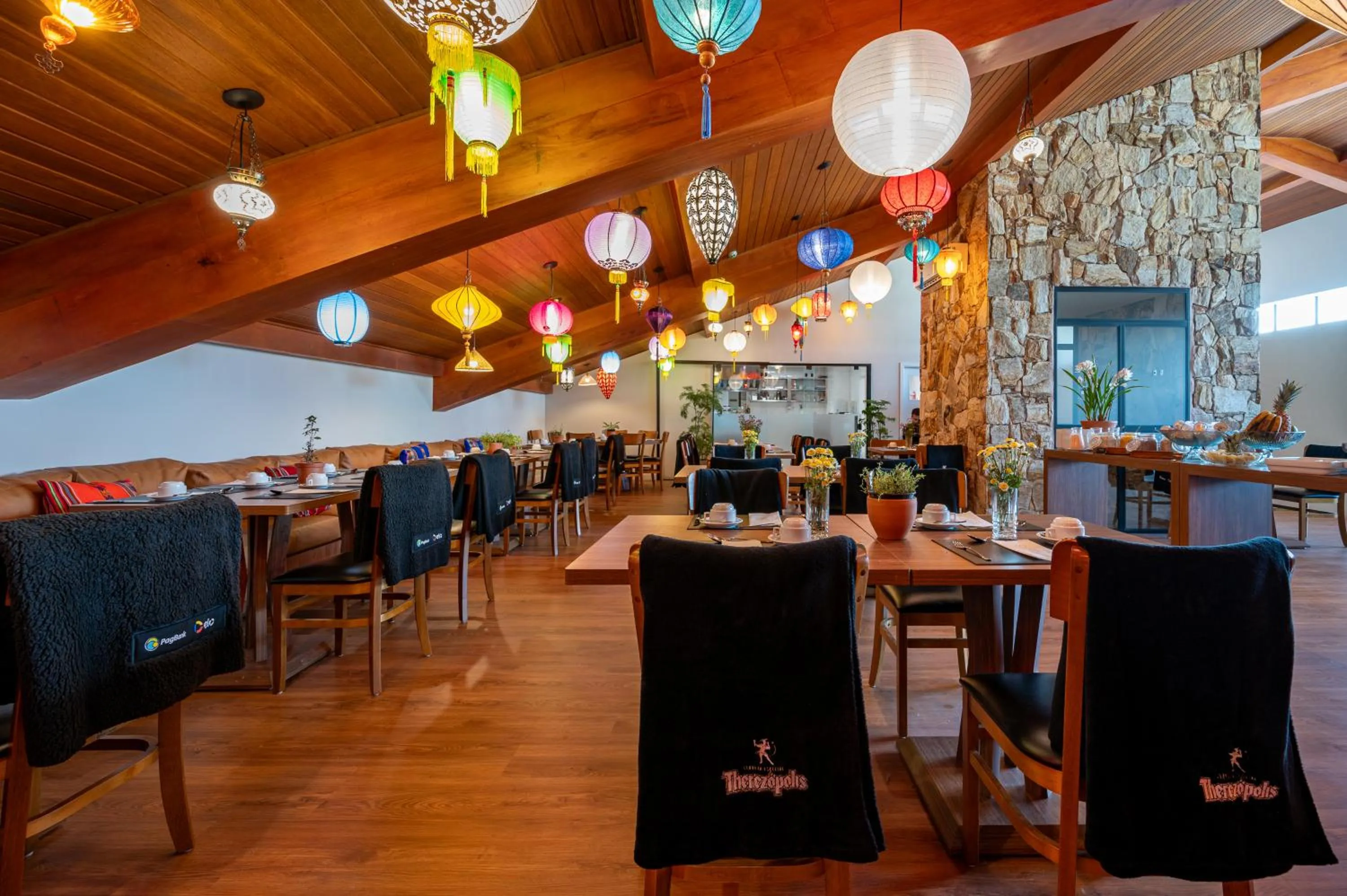 Restaurant/places to eat in Wanderlust Experience Hotel BW Signature Collection OFICIAL