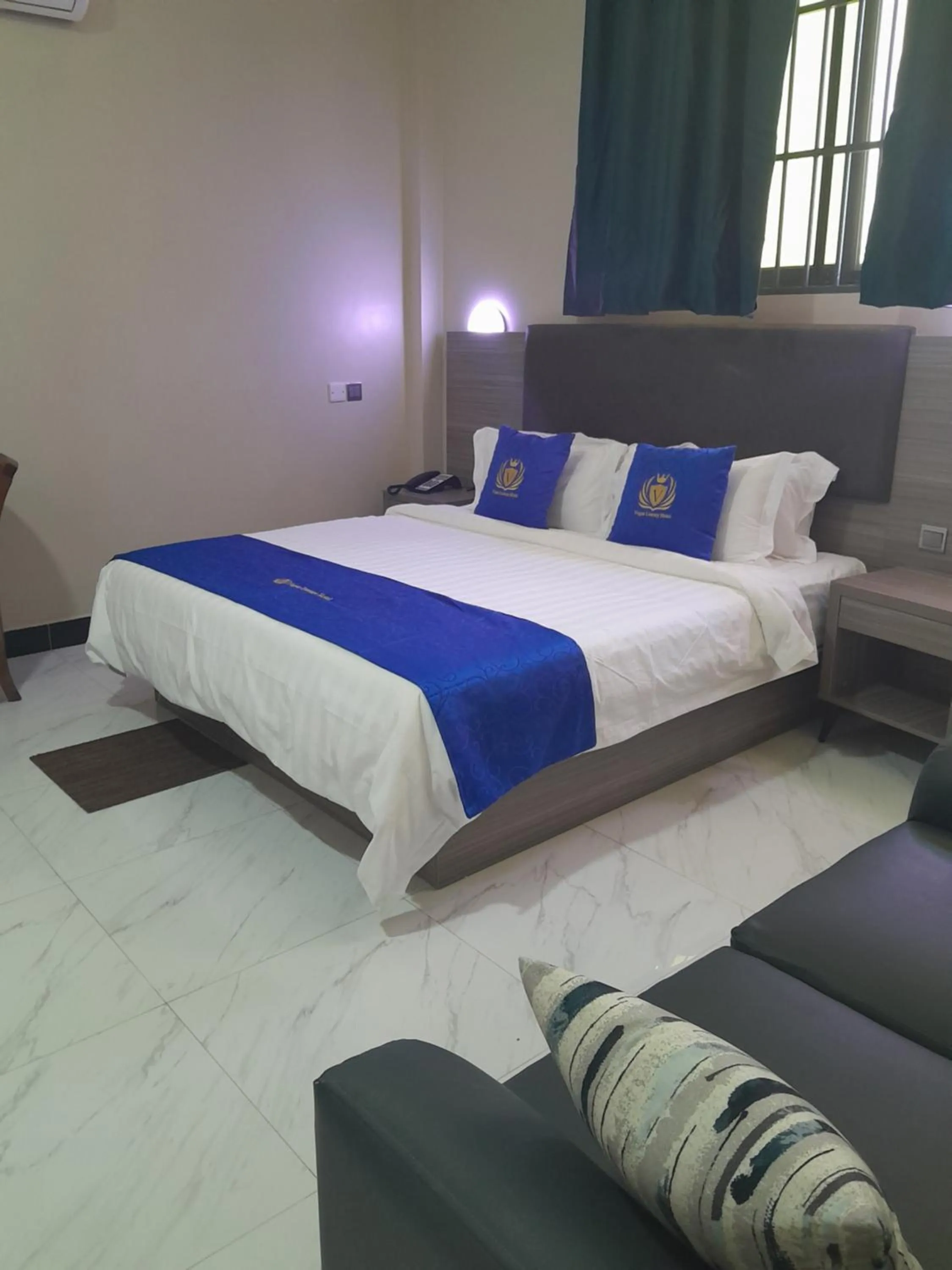 Bed in VEGAS LUXURY HOTEL