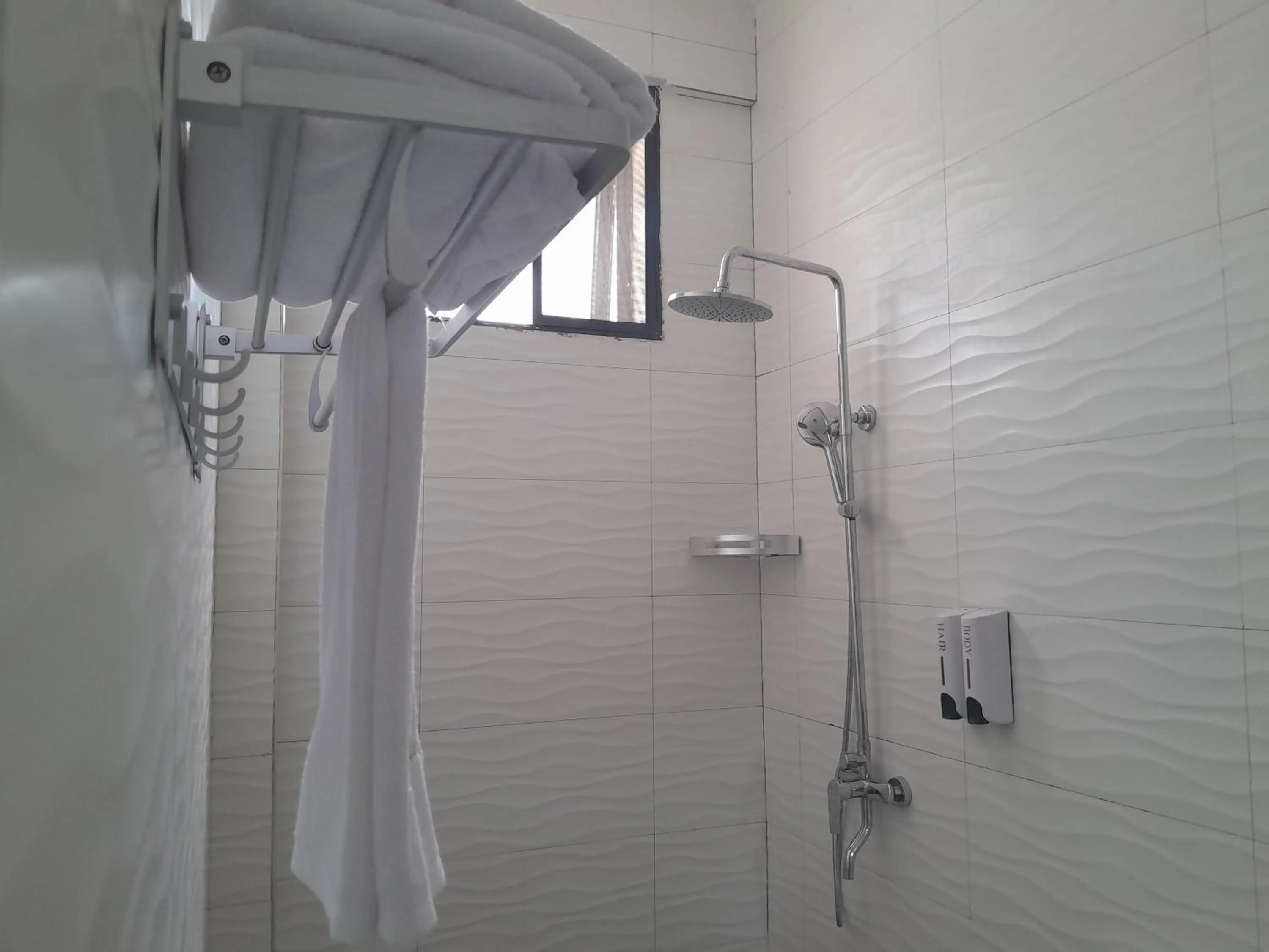 Shower in VEGAS LUXURY HOTEL