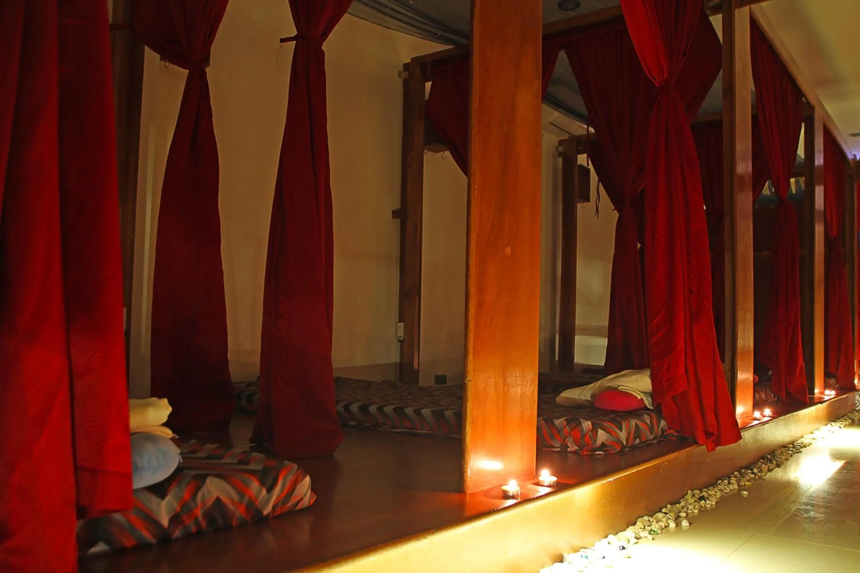 Massage in Palawan Uno Hotel