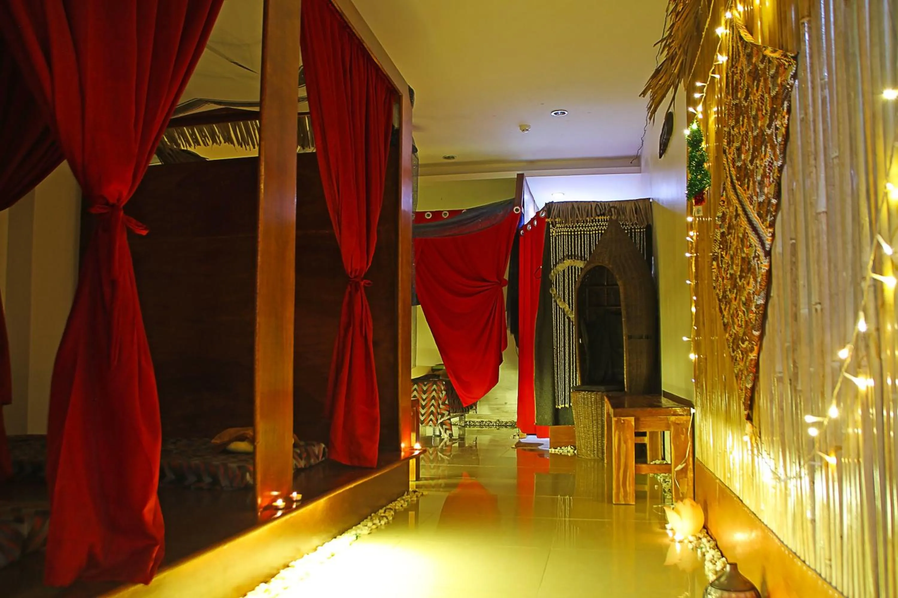 Massage in Palawan Uno Hotel