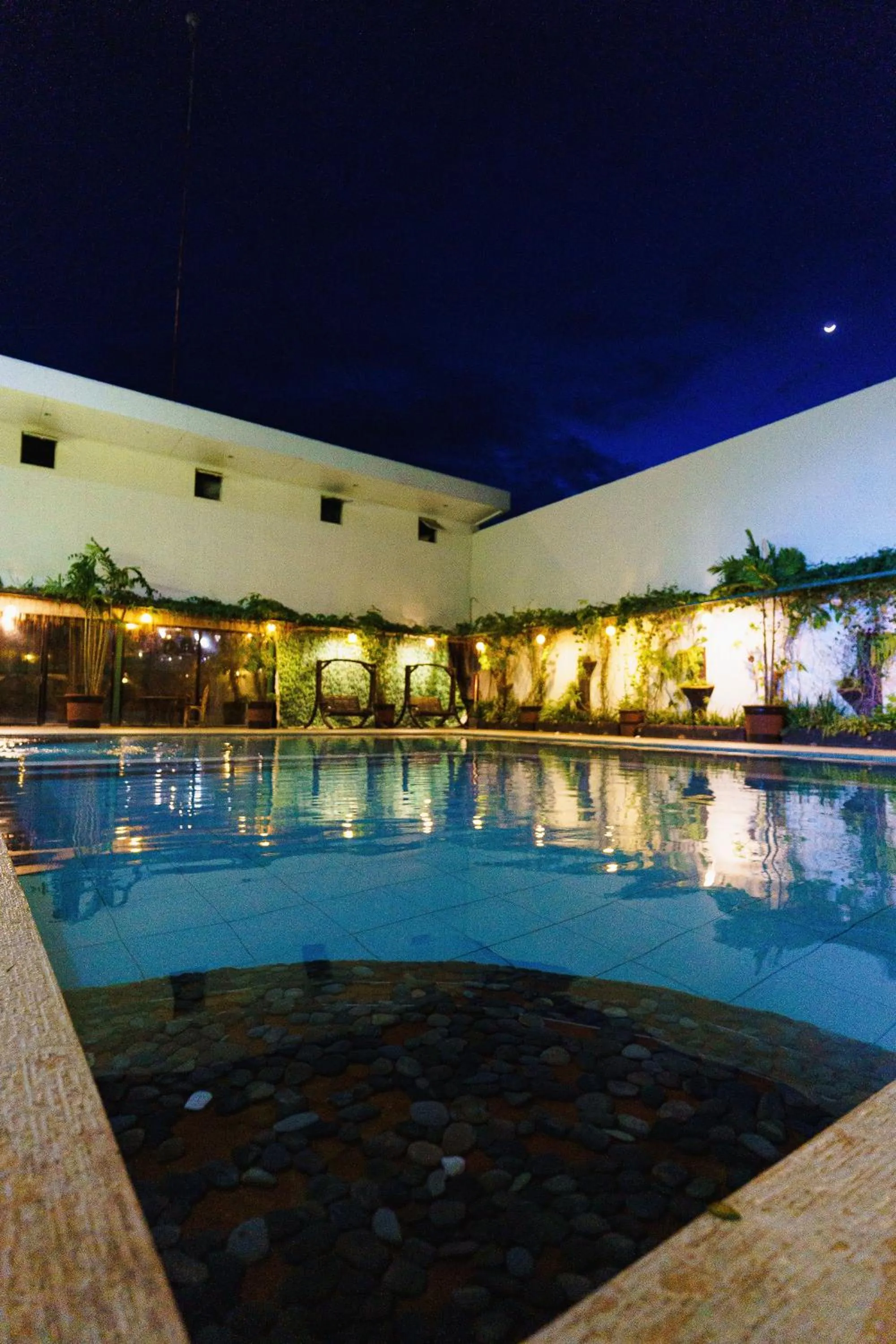 Night in Palawan Uno Hotel