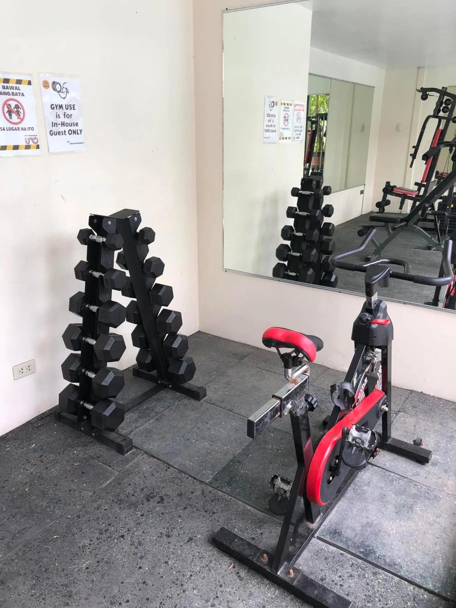 Fitness centre/facilities in Palawan Uno Hotel