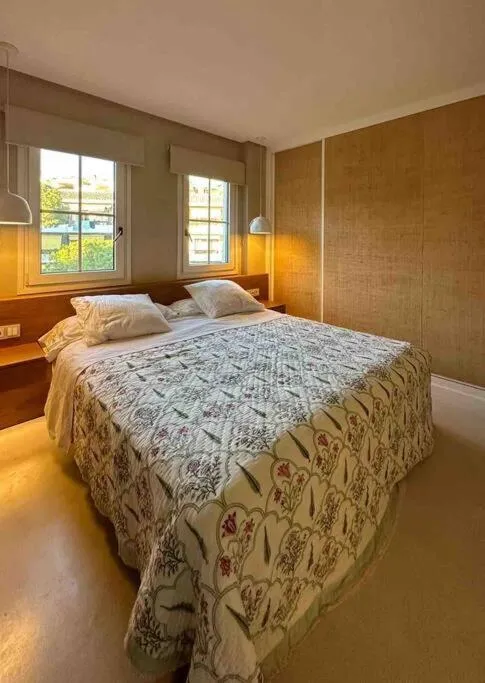 Bed in Modern 2 bedroom in Marbella Real