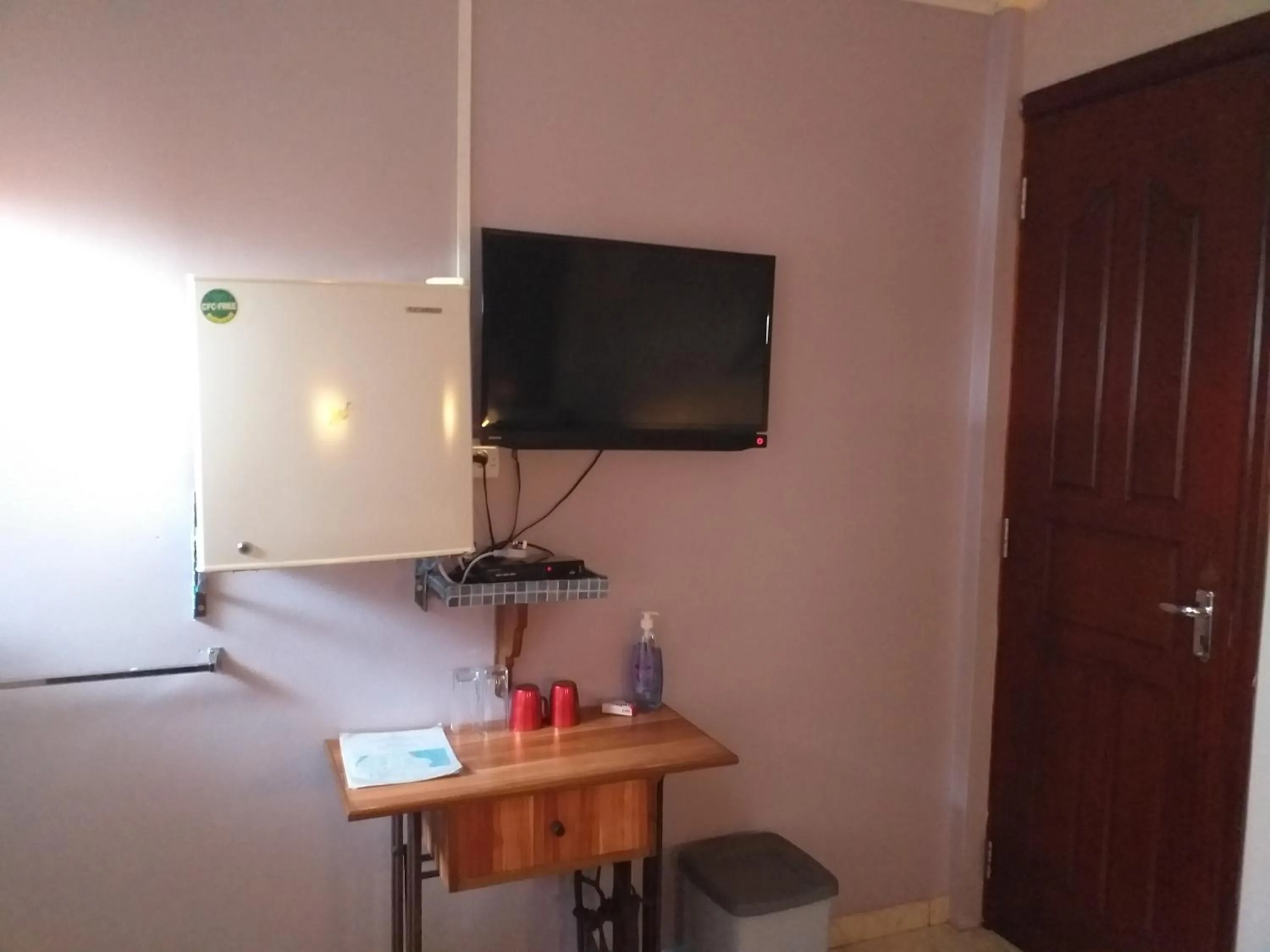 TV and multimedia in Tyvabro Guesthouse