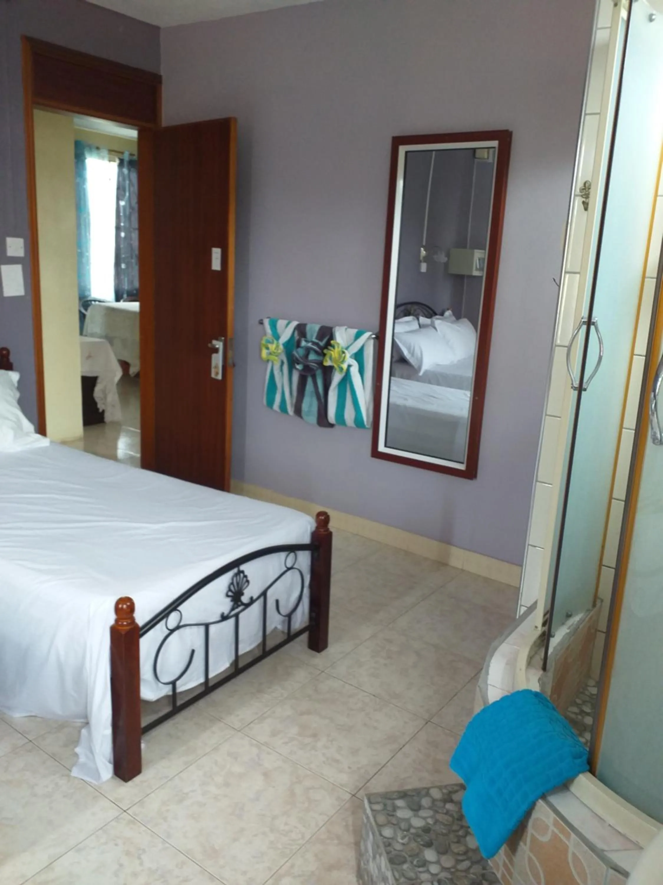Bed in Tyvabro Guesthouse